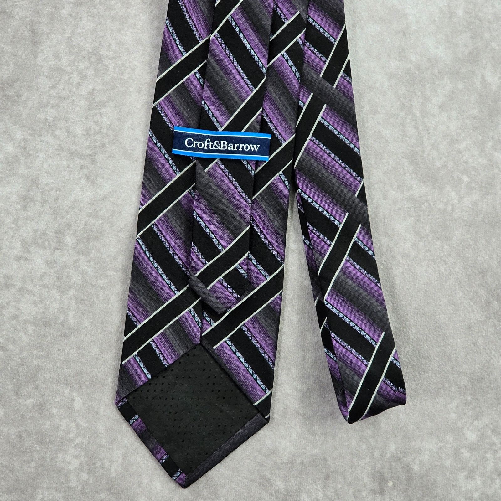 Croft & Barrow Croft & Barrow Purple Black Plaid Tartan Silk Mens Neck Tie Size 30 - 3 Thumbnail