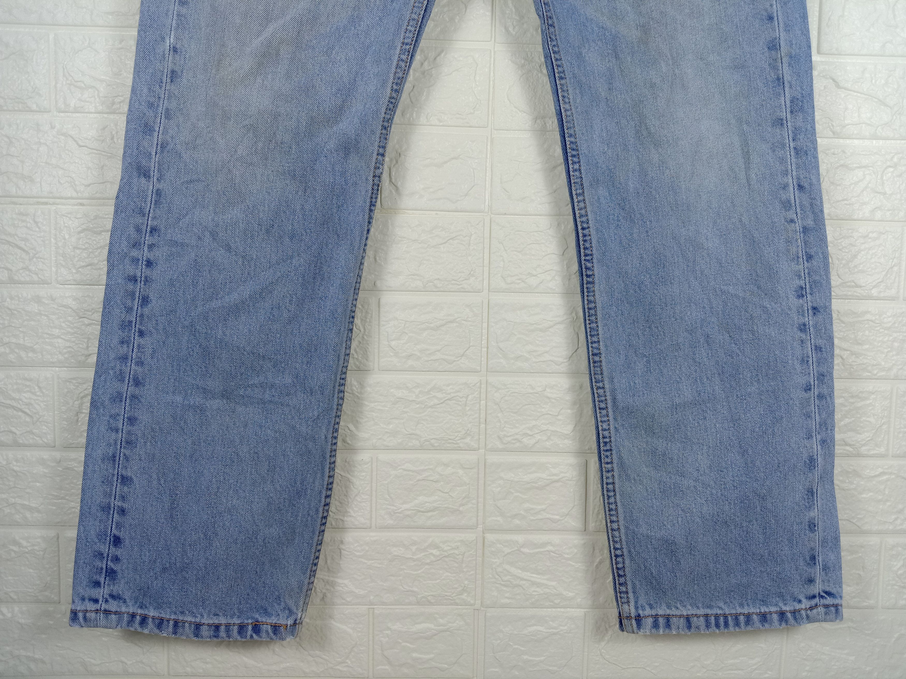 Levi's Vintage Levi's 505 Jeans Light Wash Distressed Denim Size US 34 / EU 50 - 4 Thumbnail