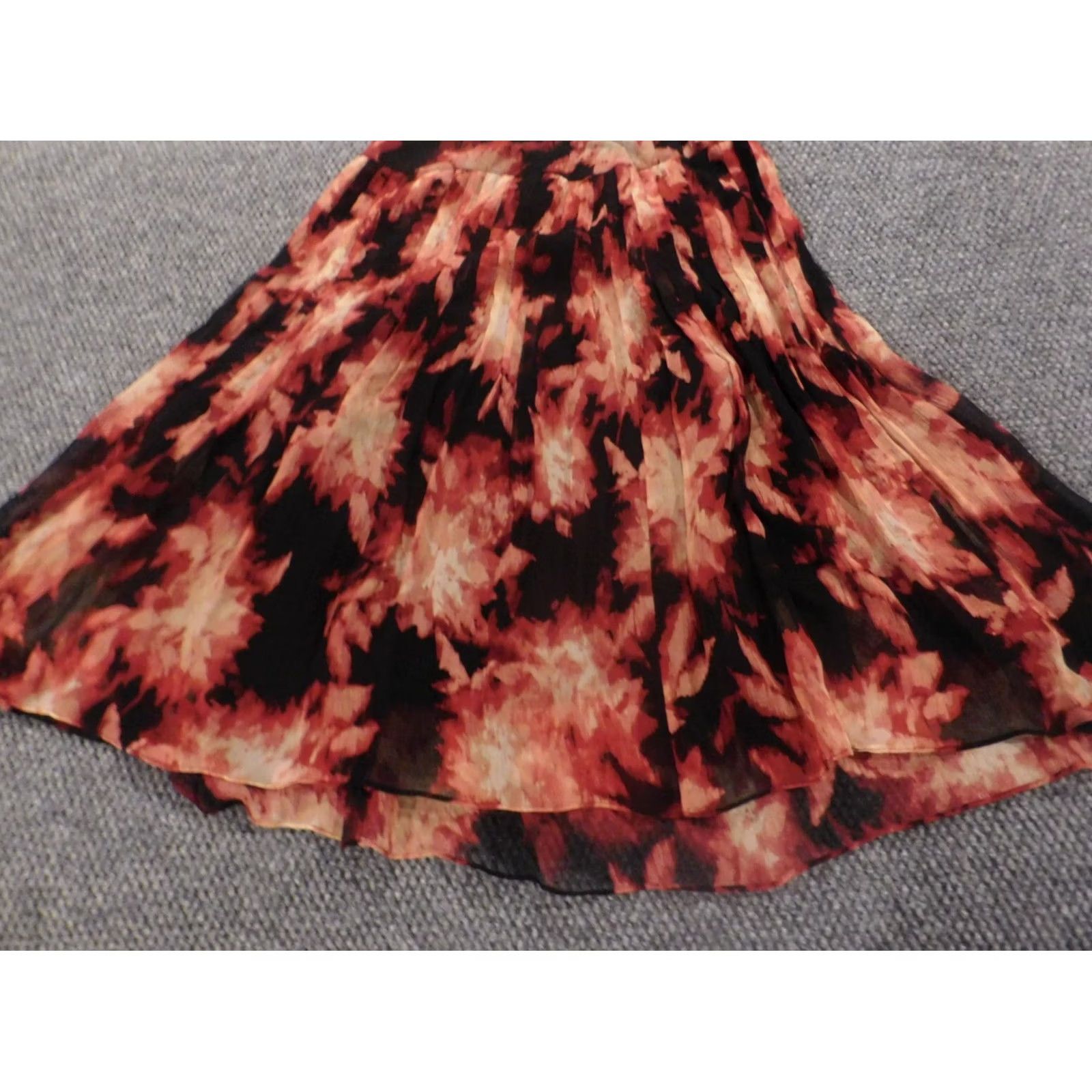Alfani Alfani Skirt Womens 6 Red Silk A-Line Lined Ruffle Knee Length Vintage No Size 28" / US 6 / IT 42 - 7 Thumbnail