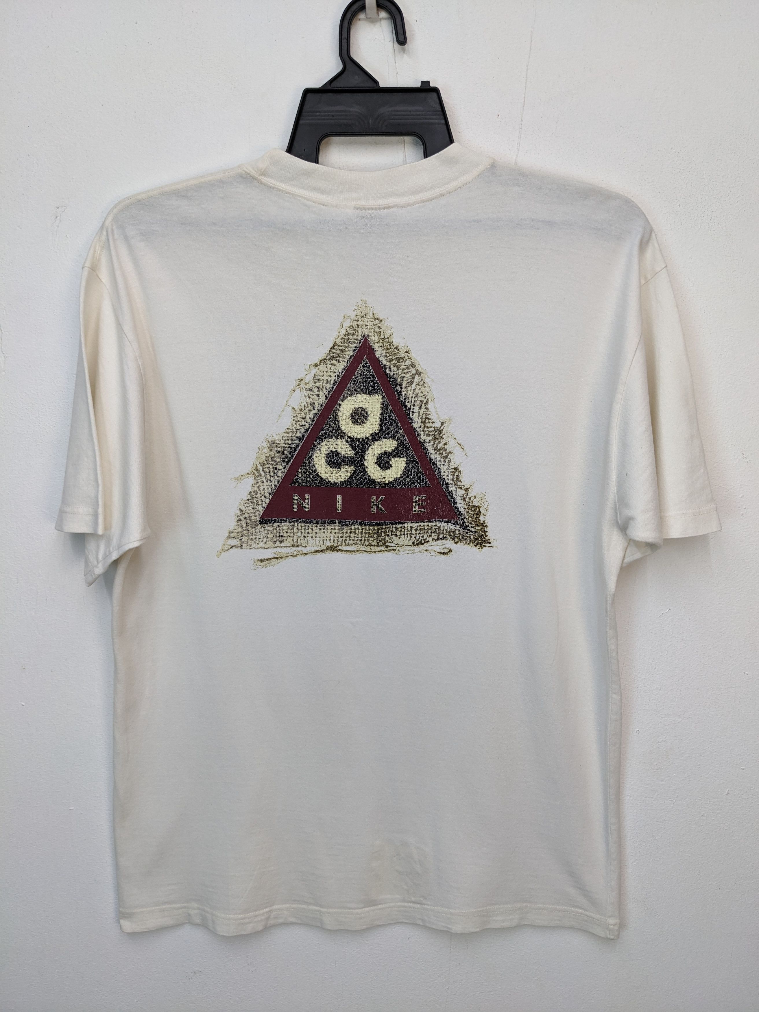 Nike ACG VINTAGE NIKE ACG BIG LOGO WHITE TSHIRT Size US L / EU 52-54 / 3 - 1 Thumbnail