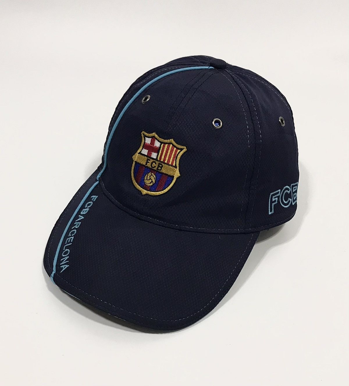 Gear for Sports Vintage FC Barcelona Baseball Cap Size ONE SIZE - 1 Thumbnail