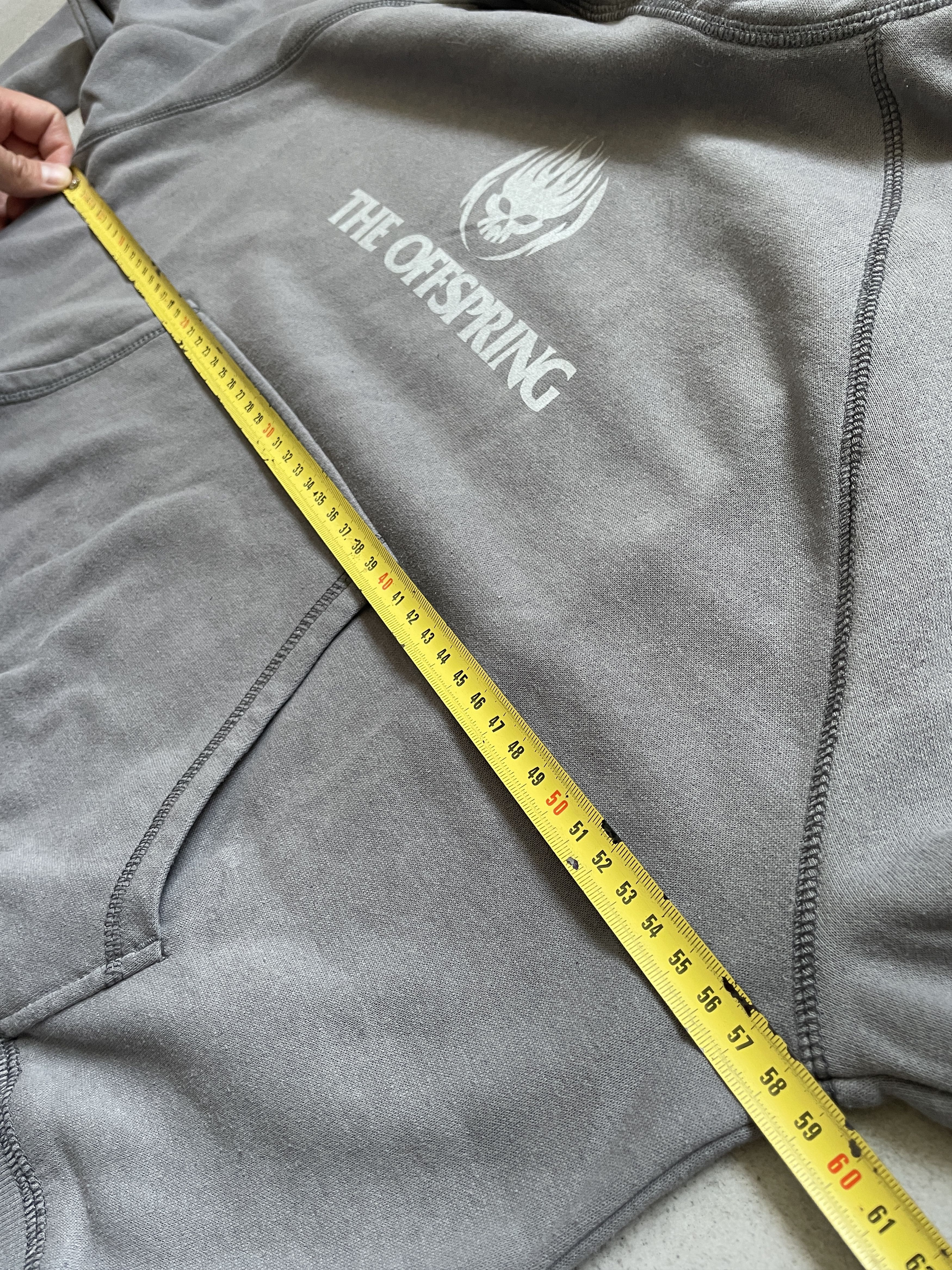 Band Tees THE OFFSPRING GRAY BOXY CROPPED BAND PUNK ROCK GRUNGE HOODIE Size US M / EU 48-50 / 2 - 4 Thumbnail