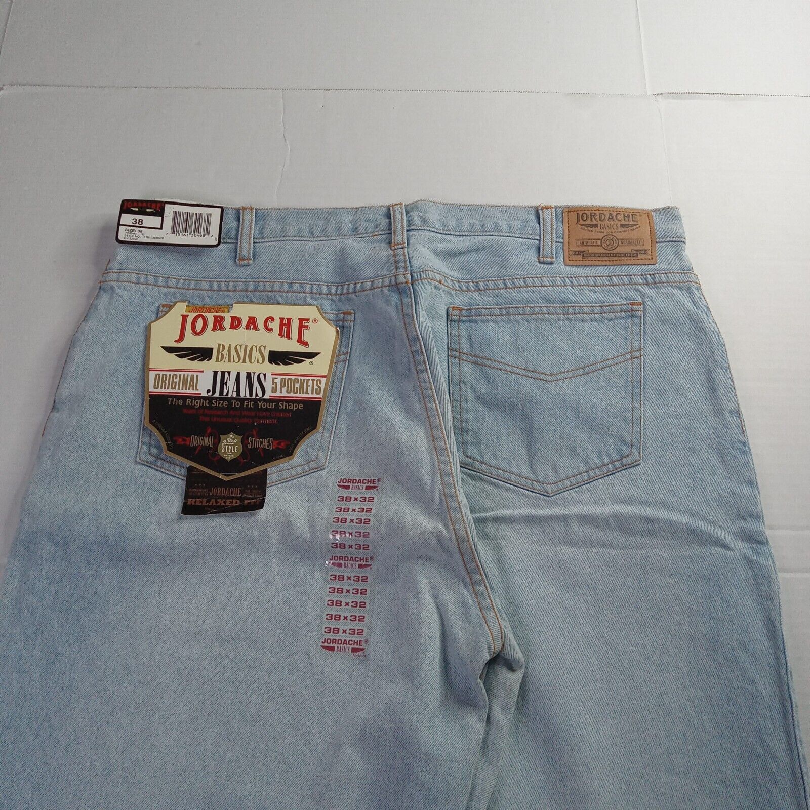 Jordache Jordache Basics Jeans Mens 38x32 Relaxed Fit Light Wash Blue Size US 38 / EU 54 - 7 Thumbnail