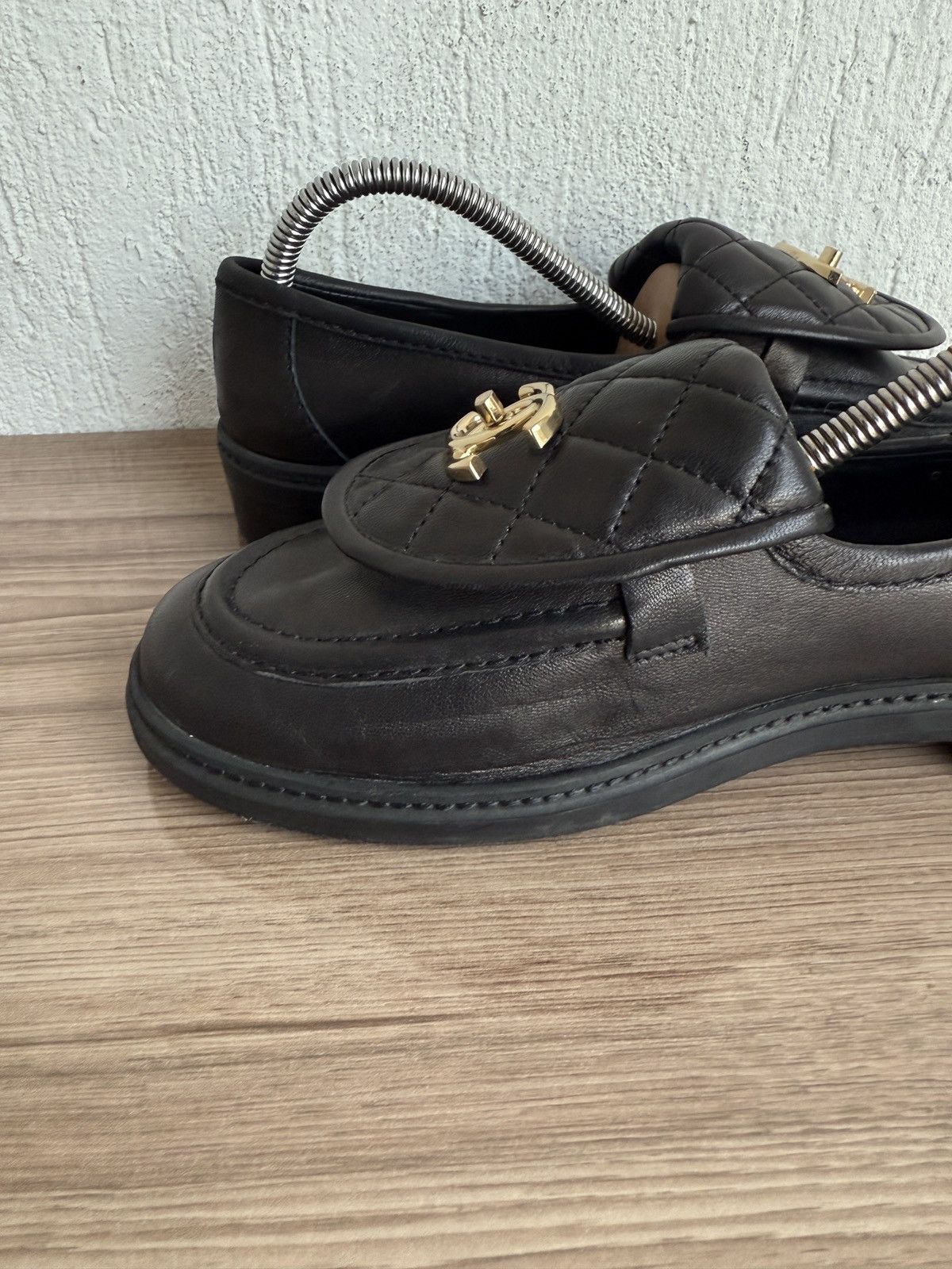 Chanel Quilted flap turnlock CC loafers Size US 9 / IT 39 - 13 Thumbnail