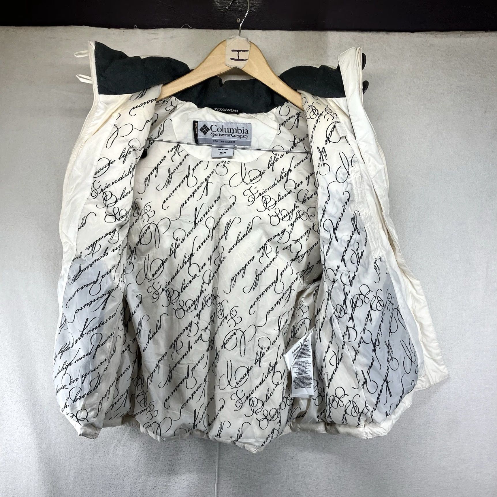 Vintage Columbia Women's Medium DOWN Insulated Hooded Quilted Vest TITANIUM Jacket Size M / US 6-8 / IT 42-44 - 3 Thumbnail