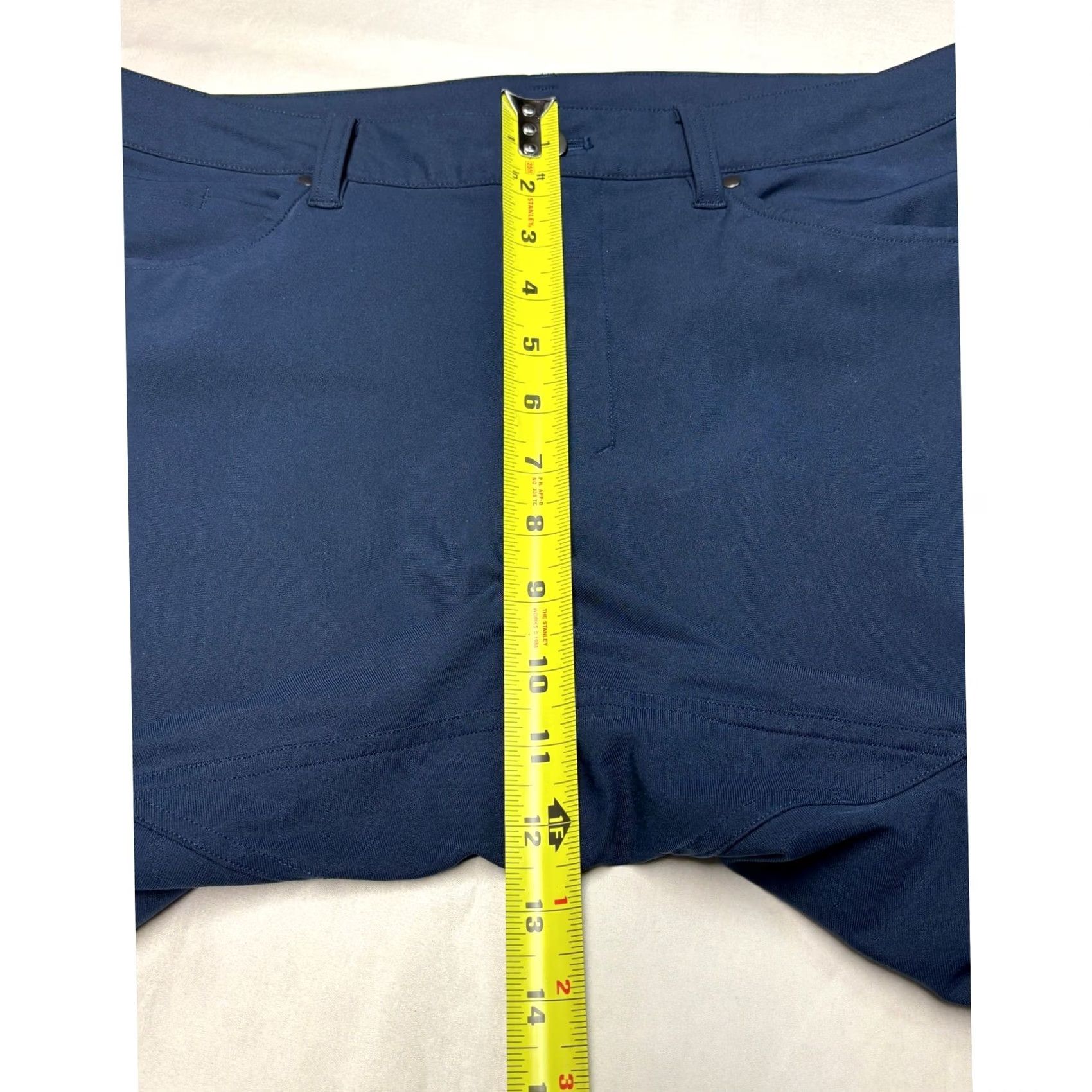 Lululemon Lululemon Commission Pant Classic Warpstreme Navy Blue 33x26 Men's Slim Chino Flat Front Pockets Breathable Moisture Wicking Stretch 4-Way Size US 33 - 7 Thumbnail