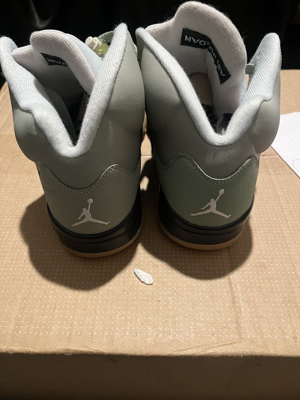 Jordan Brand × Nike Jordan 5 Retro Size US 8.5 / EU 41-42 - 4 Thumbnail