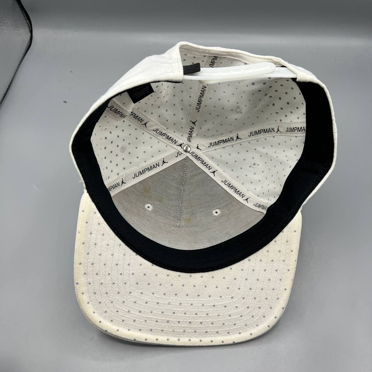 Jordan Brand Air Jordan Hat Men White Embroidered Jumpman Snap Back Cap Size ONE SIZE - 2 Thumbnail