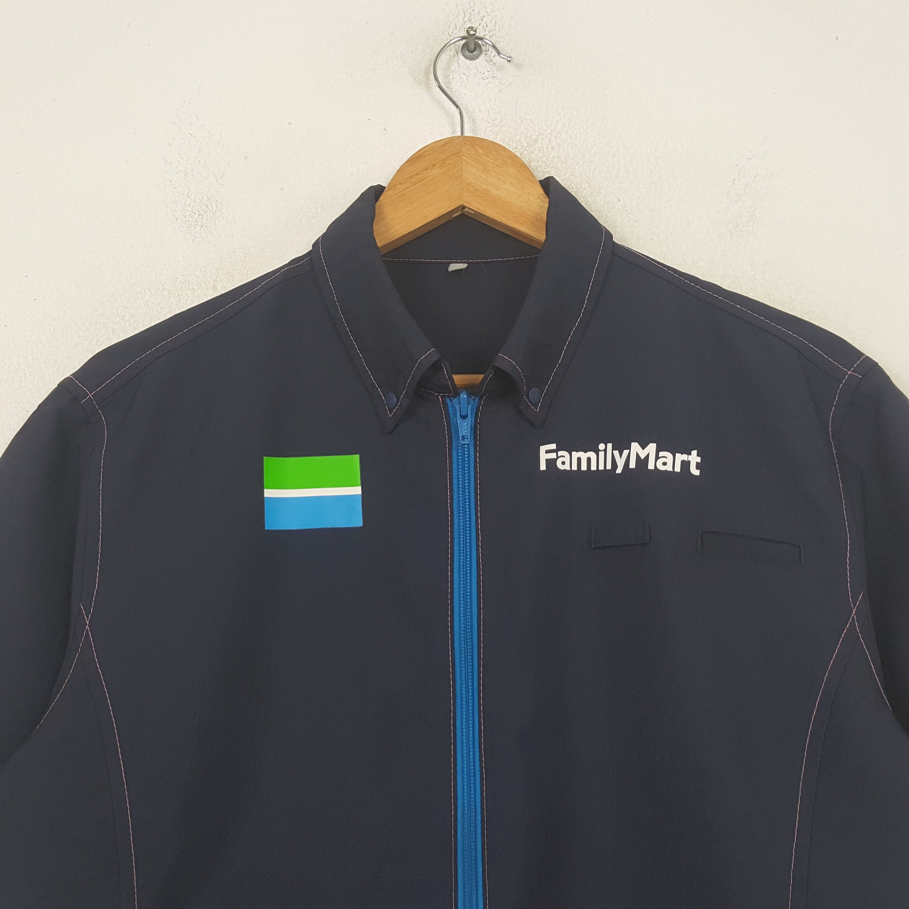 Vintage Vintage Family Mart Japan Workers Uniform Jacket C294N47 Size US M / EU 48-50 / 2 - 2 Thumbnail