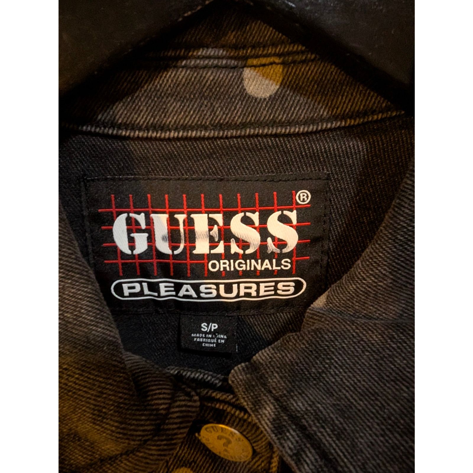 Guess × Pleasures GUESS x Pleasures Polka Dot Cropped Alt Denim Jacket Sz S Size S / US 4 / IT 40 - 2 Thumbnail