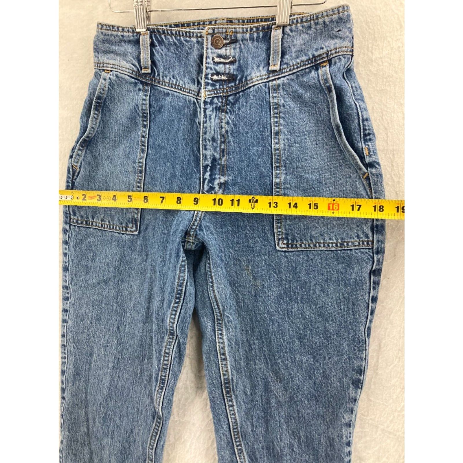 Abercrombie & Fitch VINTAGE Abercrombie & Fitch 90s Mom Jeans High Rise 26 Blue Denim Womens Size 26" / US 2 / IT 38 - 3 Thumbnail