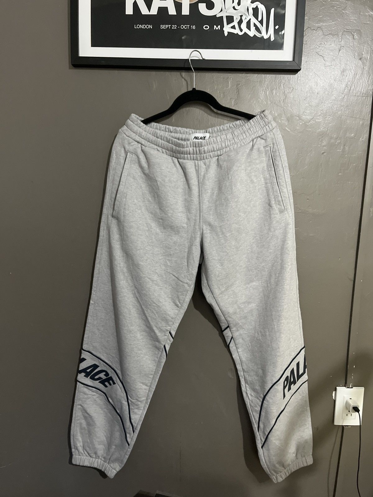 PALACE】 PIPED JOGGER BROWN 美品 PALACE】 PIPED JOGGER BROWN 美品