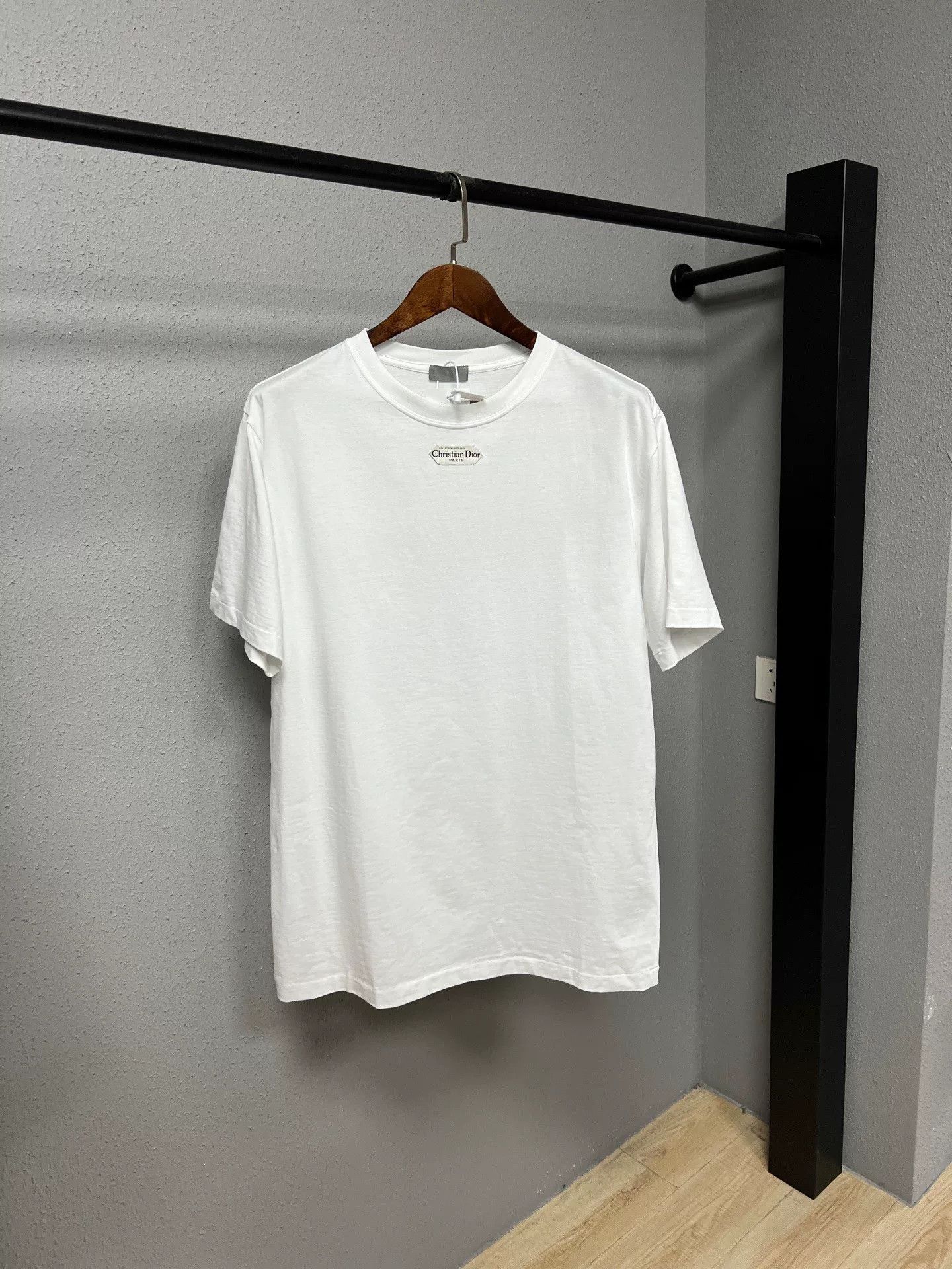 Dior Dior New Patch Logo Short Sleeve Tee Size US L / EU 52-54 / 3 - 1 Thumbnail