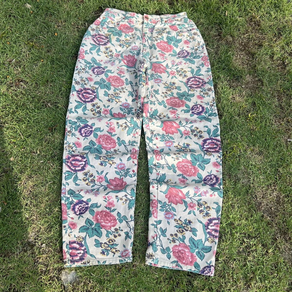 Japanese Brand “VINTAGE” FULL PRINT FLORAL DENIM JEANS STATEMENT PIECE Size US 28 / EU 44 - 1 Thumbnail
