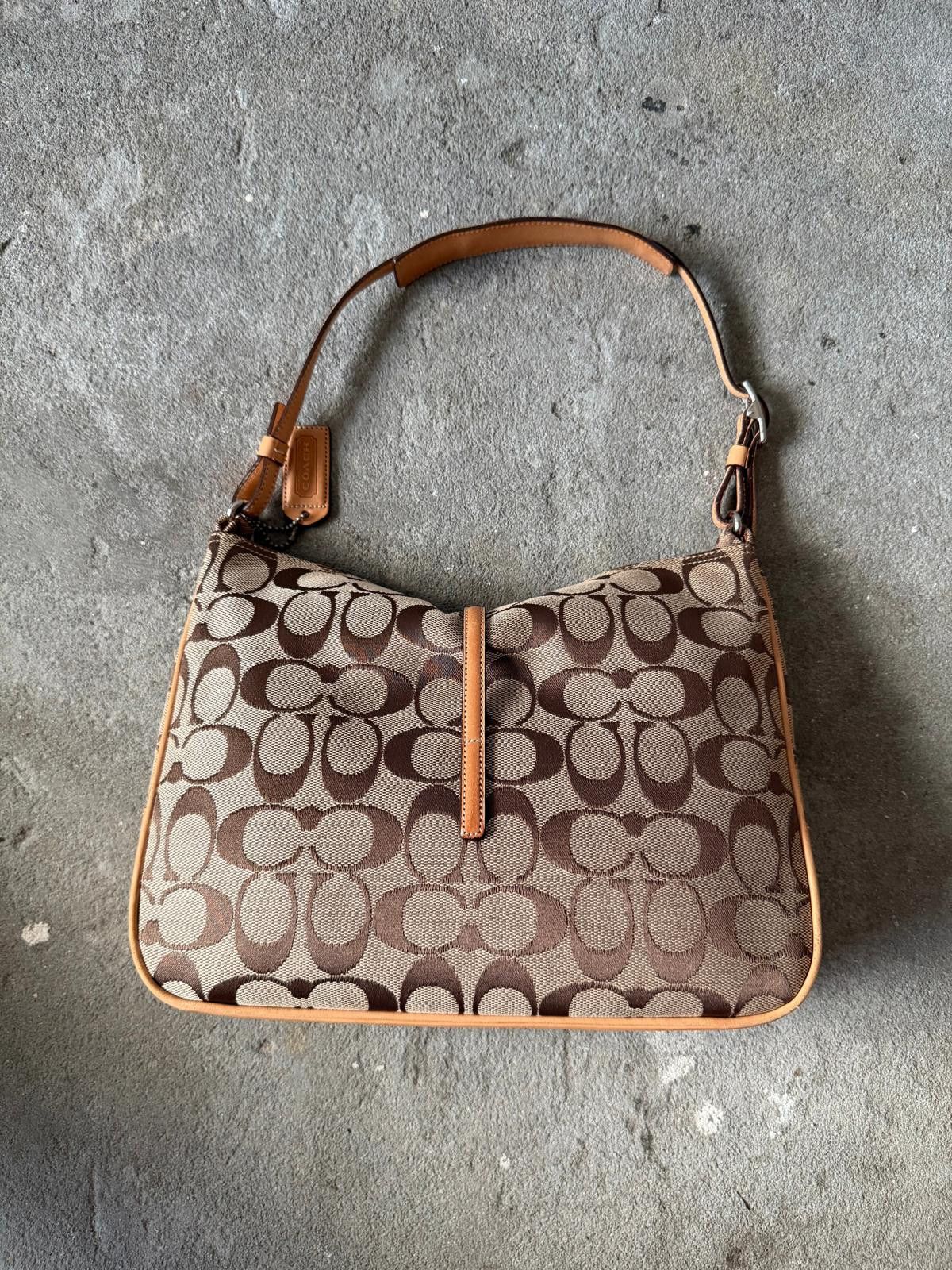 Coach Hobo Signature Clip Canvas Shoulder Bag Tan