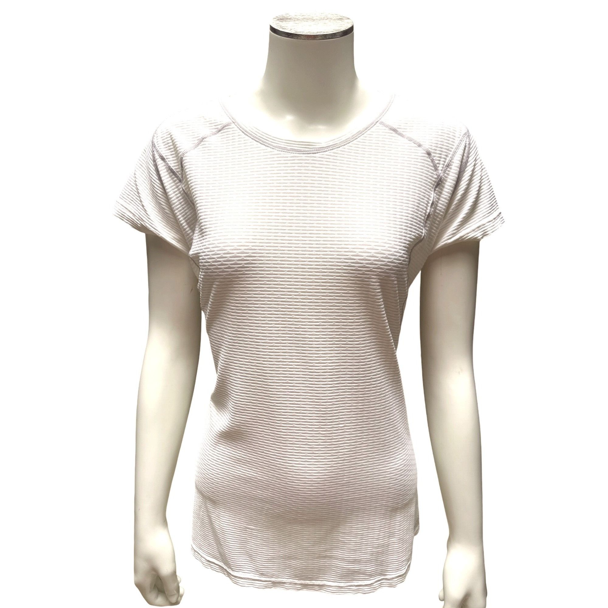 Columbia Columbia Sportswear Company Titanium Short Sleeve Top L Whi Size L / US 10 / IT 46 - 1 Thumbnail