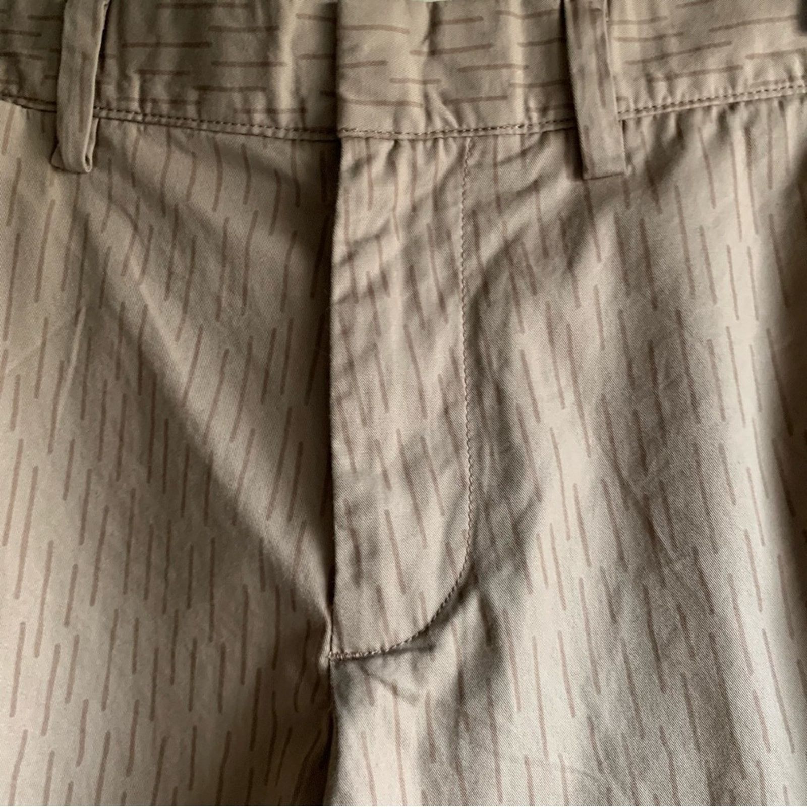 Club Monaco Club Monaco Men’s 10” Inseam Short Size 28 Size US 28 / EU 44 - 5 Thumbnail