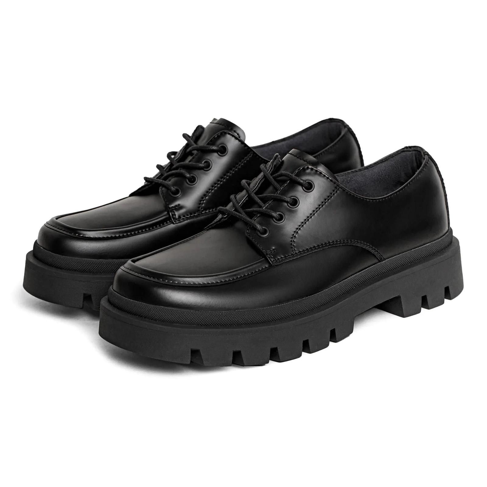 Black Apron Toe Lace Up Shoes