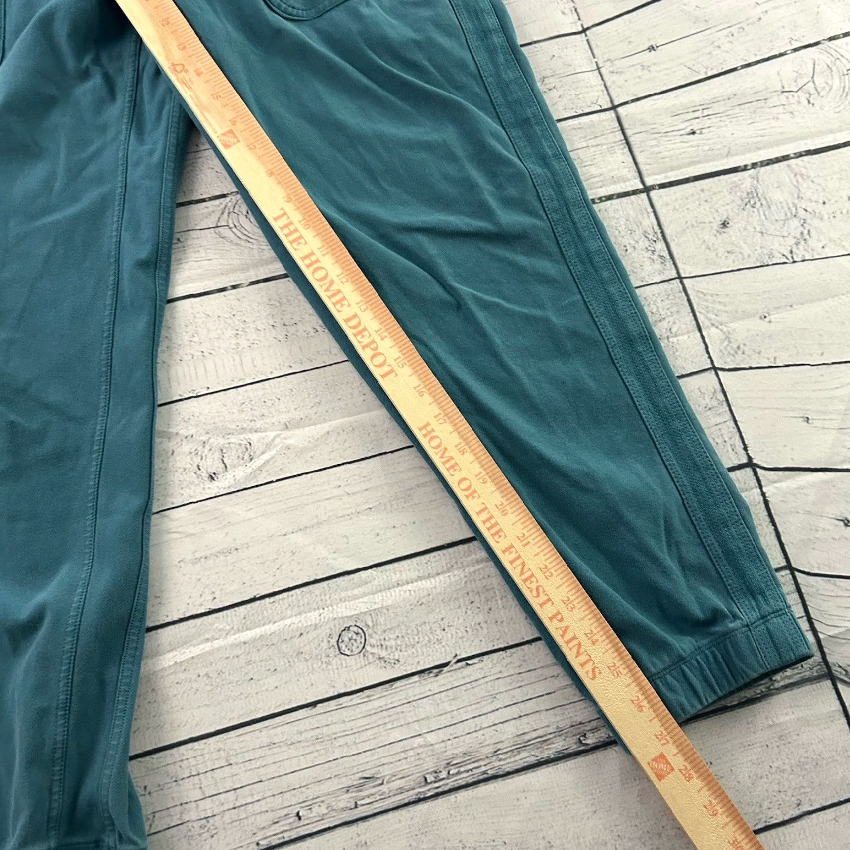 Athleta Athleta Farallon Sweatpants Women's L Green Sweatpants"} Size 36" / US 14 / IT 50 - 2 Thumbnail