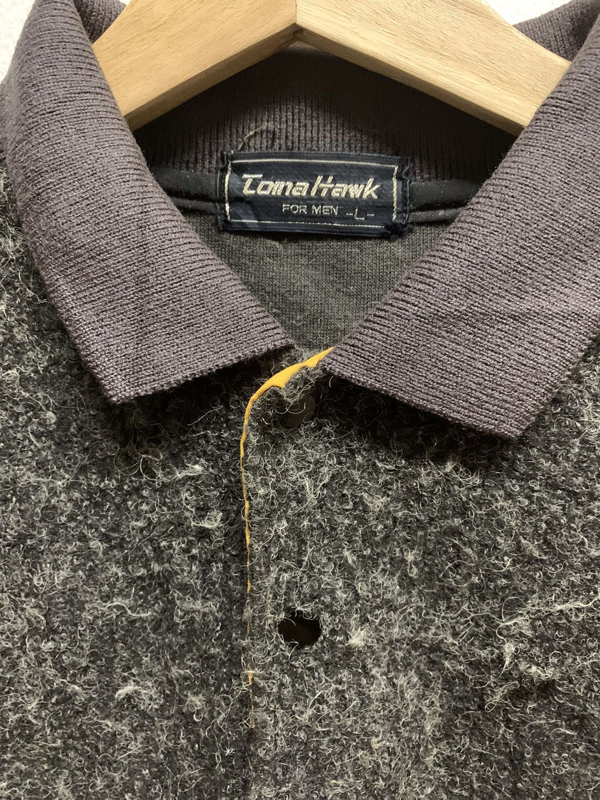 Japanese Brand TOMAHAWK Sweatshirts Fur Collar Button Up Size US M / EU 48-50 / 2 - 10 Thumbnail