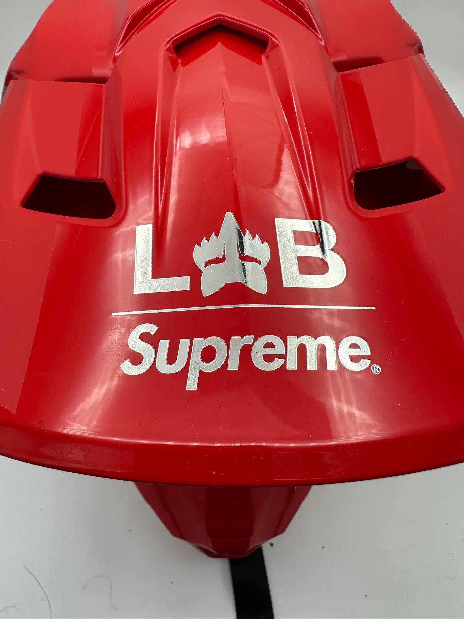 Fox Racing × Supreme Supreme x Fox Racing V2 Motocross Helmet Red Size XL Size ONE SIZE - 8 Thumbnail