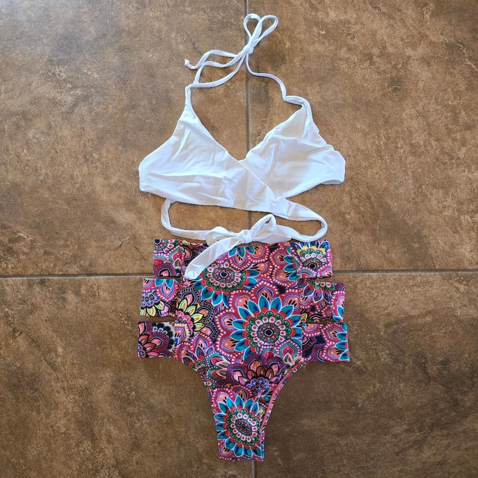 Other White Flower | FYS | CoralCoast×Hollywood Bikini Set Size ONE SIZE - 3 Thumbnail
