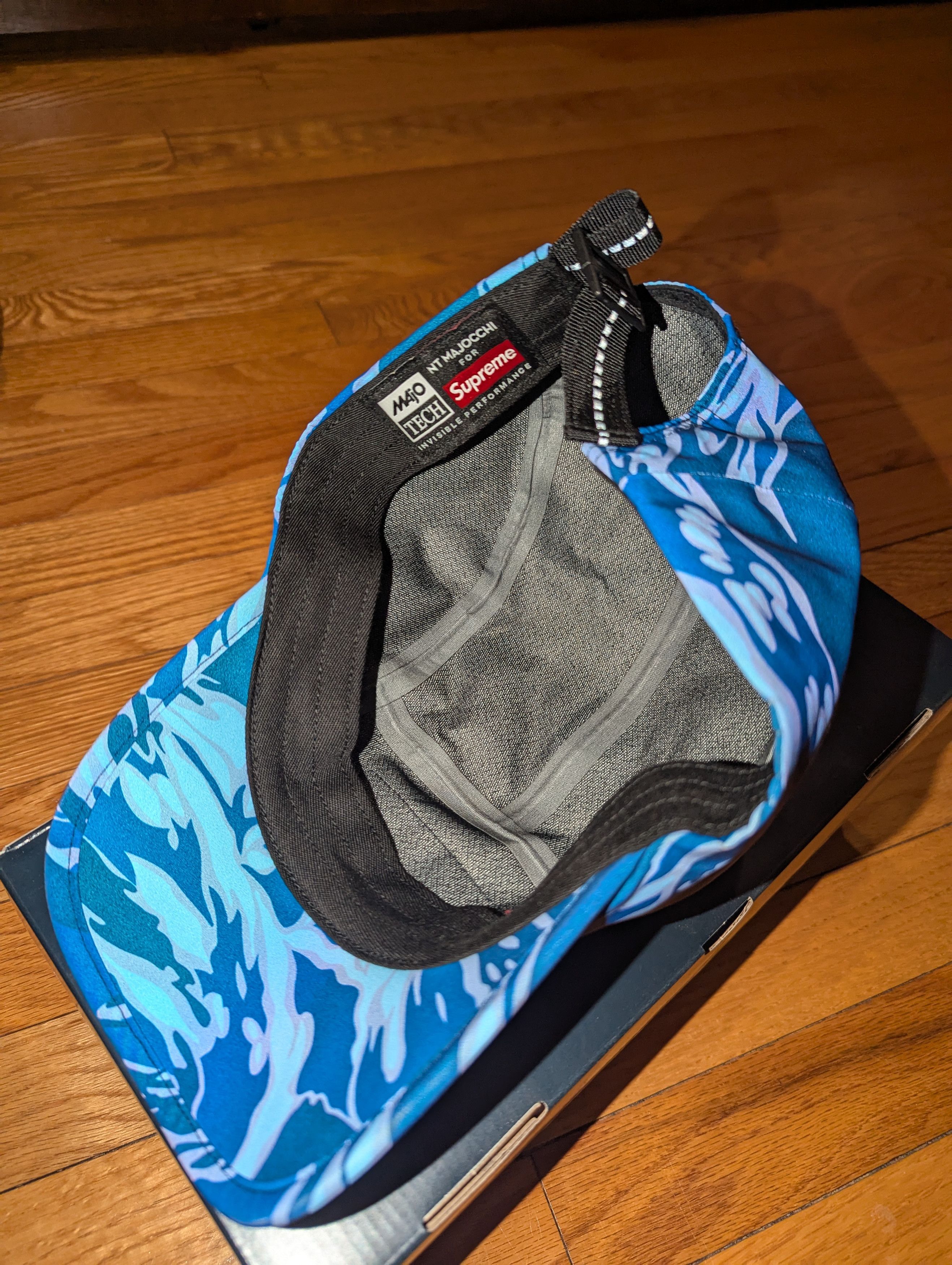 Supreme Supreme Tiger Camo Reflective Camp Cap Size ONE SIZE - 5 Thumbnail