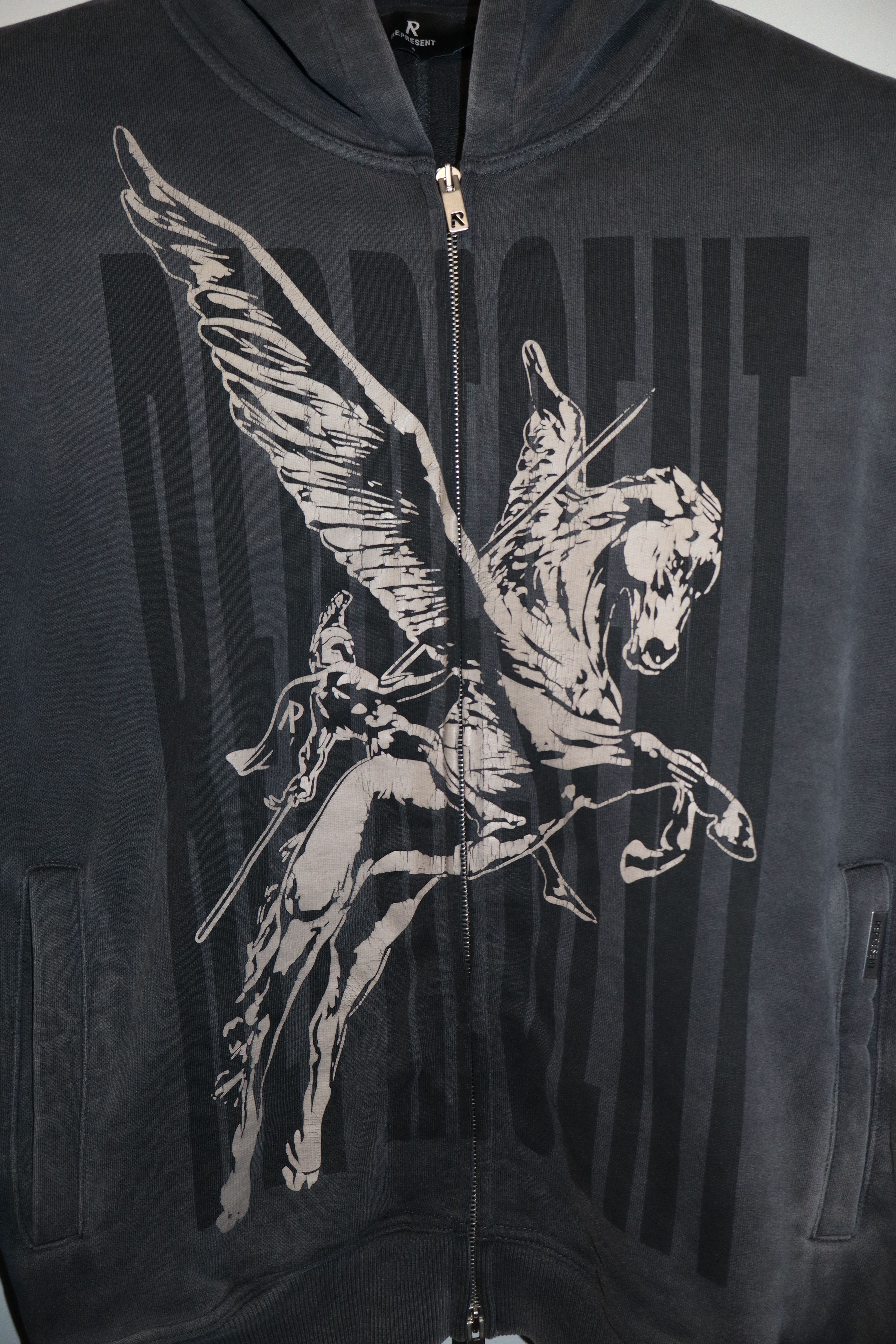 Represent Clo. Brand new! Icarus logo print zip hoodie Size US L / EU 52-54 / 3 - 3 Thumbnail