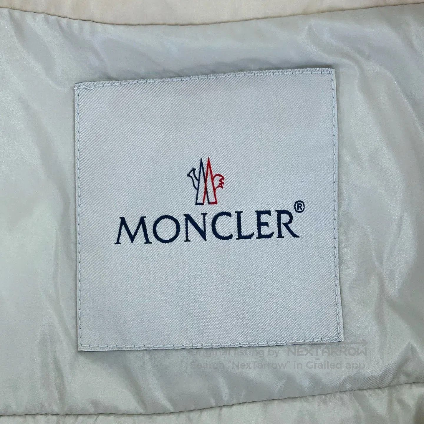 Moncler Moncler Cream Quilted Down Vest. Size S / US 4 / IT 40 - 3 Thumbnail