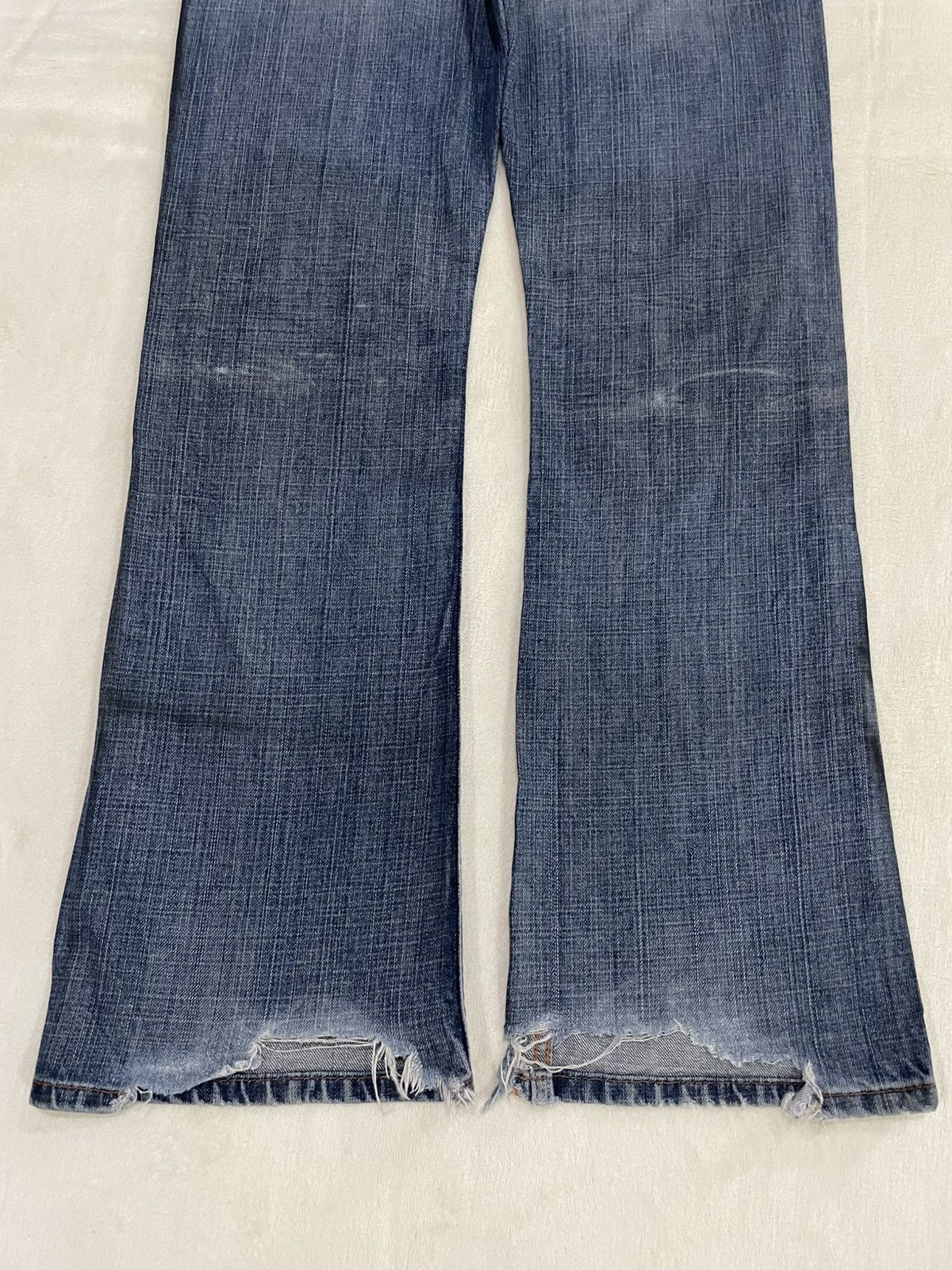 Levi's Vintage Levi’s Low Boot Cut Distressed Denim Jeans Size US 30 / EU 46 - 11 Thumbnail
