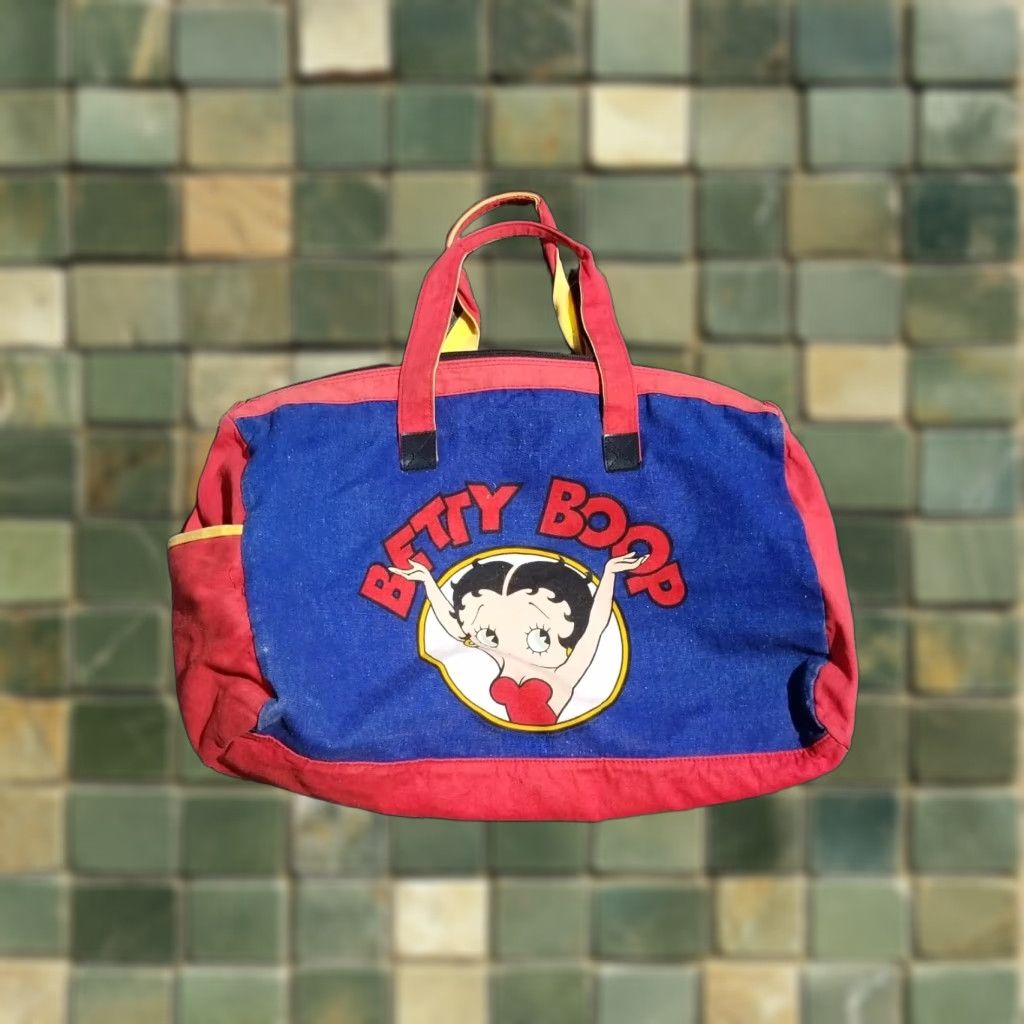 Vintage VINTAGE Betty Boop Black Canvas DUFFLE Bag 1994 Women Large Canvas Zippered closure 90s Duffle Kings Features Syndicate Size ONE SIZE - 1 Thumbnail