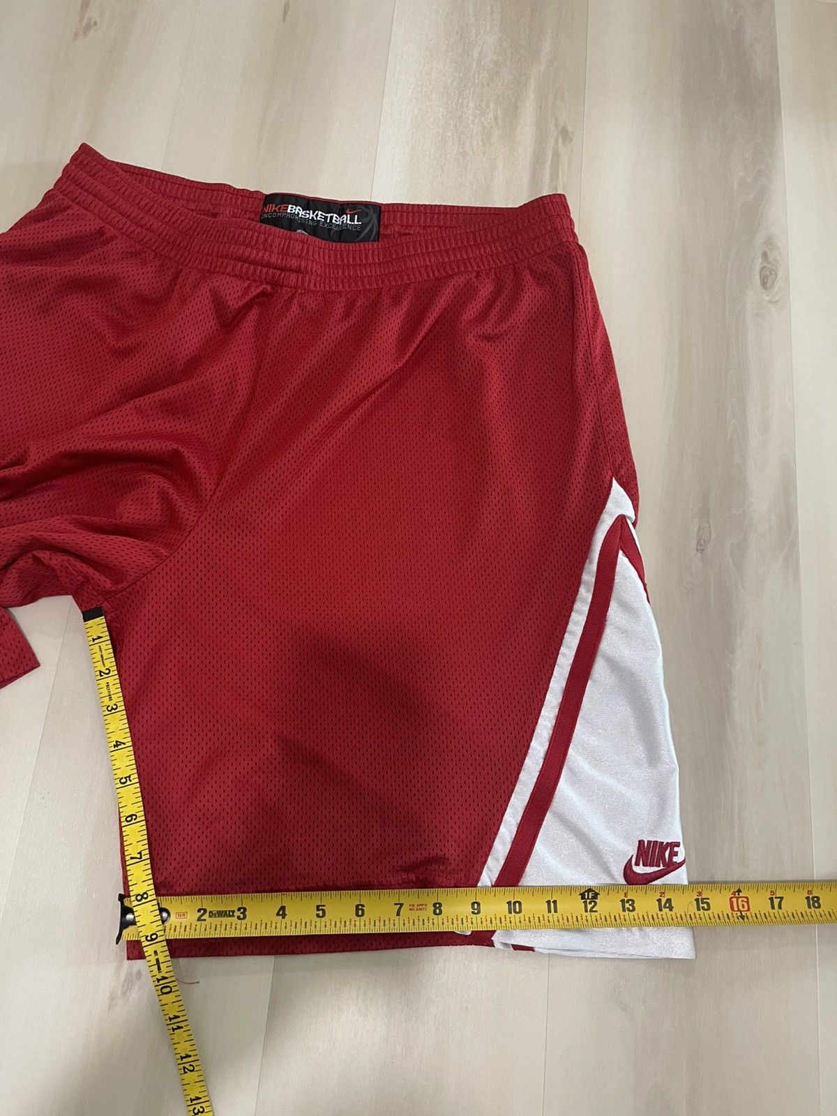 Nike Nike Red Basketball Uncompromising Excellence Mesh Short XXL Size US 36 / EU 52 - 6 Thumbnail
