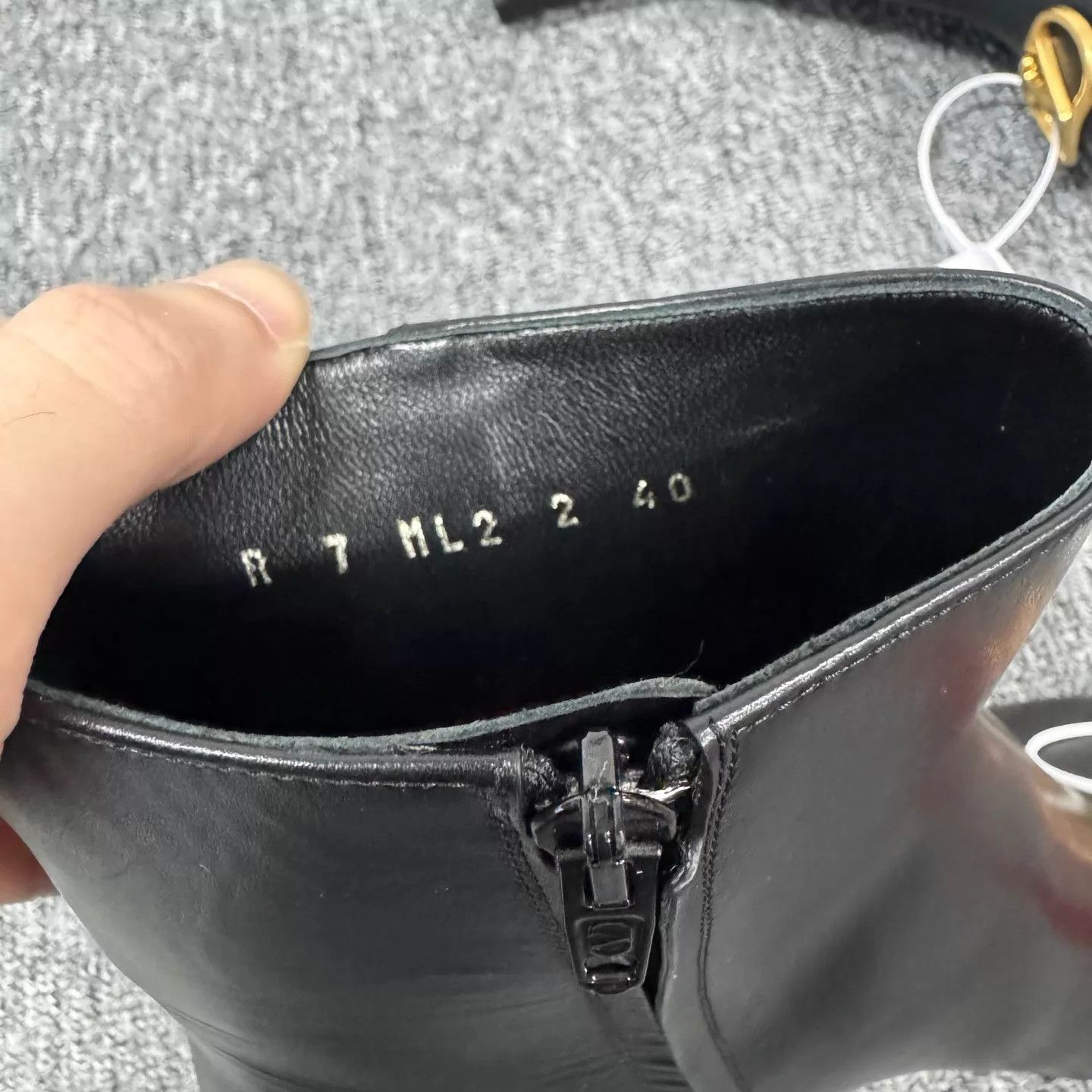 Valentino Valentino Black PointedToe High Heel Ankle Boot 40 Size US 9.5 / IT 39.5 - 6 Thumbnail