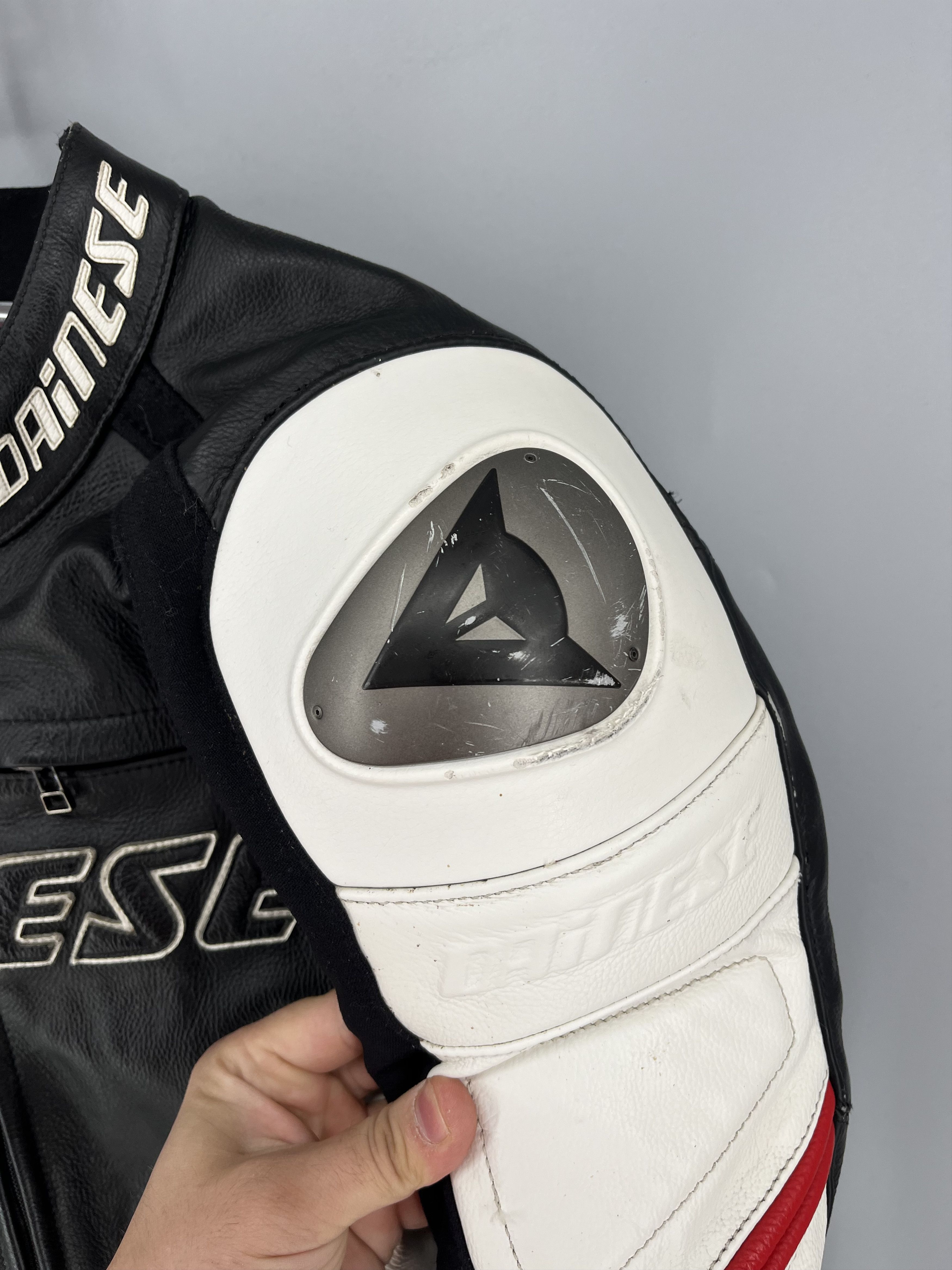 Leather Dainese Racing 3 Leather Perforated Motorcycle Jacket Size US L / EU 52-54 / 3 - 6 Thumbnail