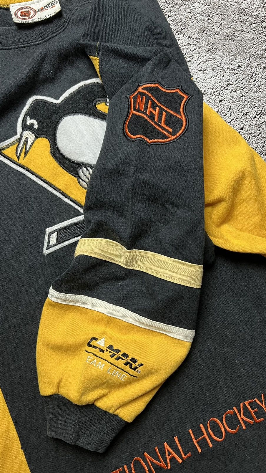 Other VTG 90’s Pittsburgh Penguins NHL campri sweatshirt rare Size US L / EU 52-54 / 3 - 9 Thumbnail