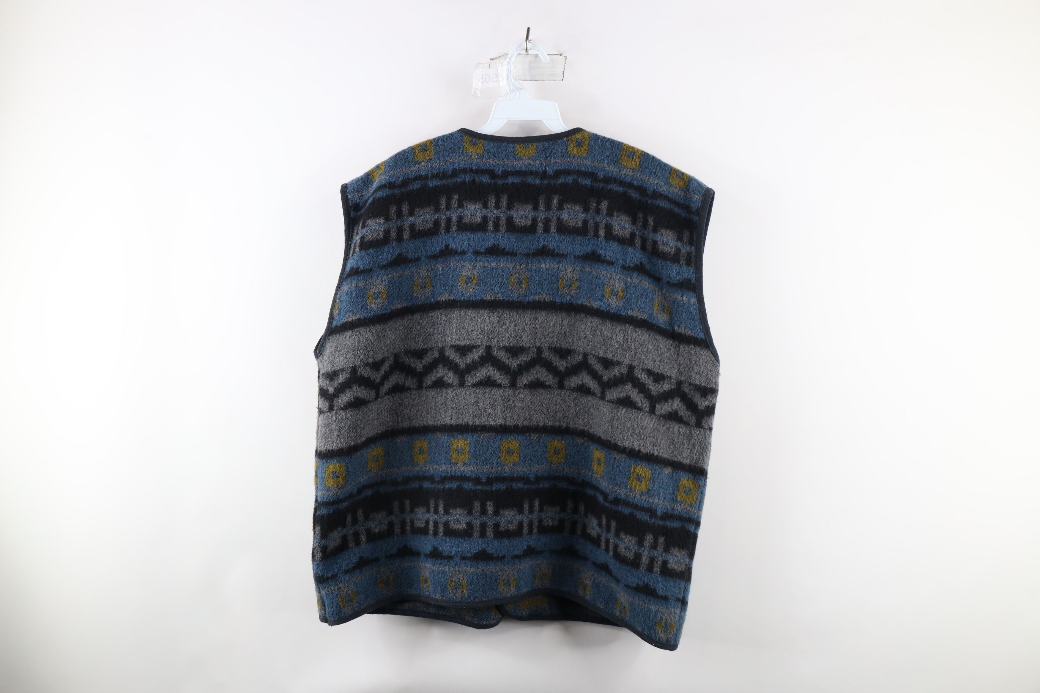 Vintage Vintage 90s Streetwear Blanket Wool Blend Button Vest Jacket Size US XXL / EU 58 / 5 - 9 Thumbnail