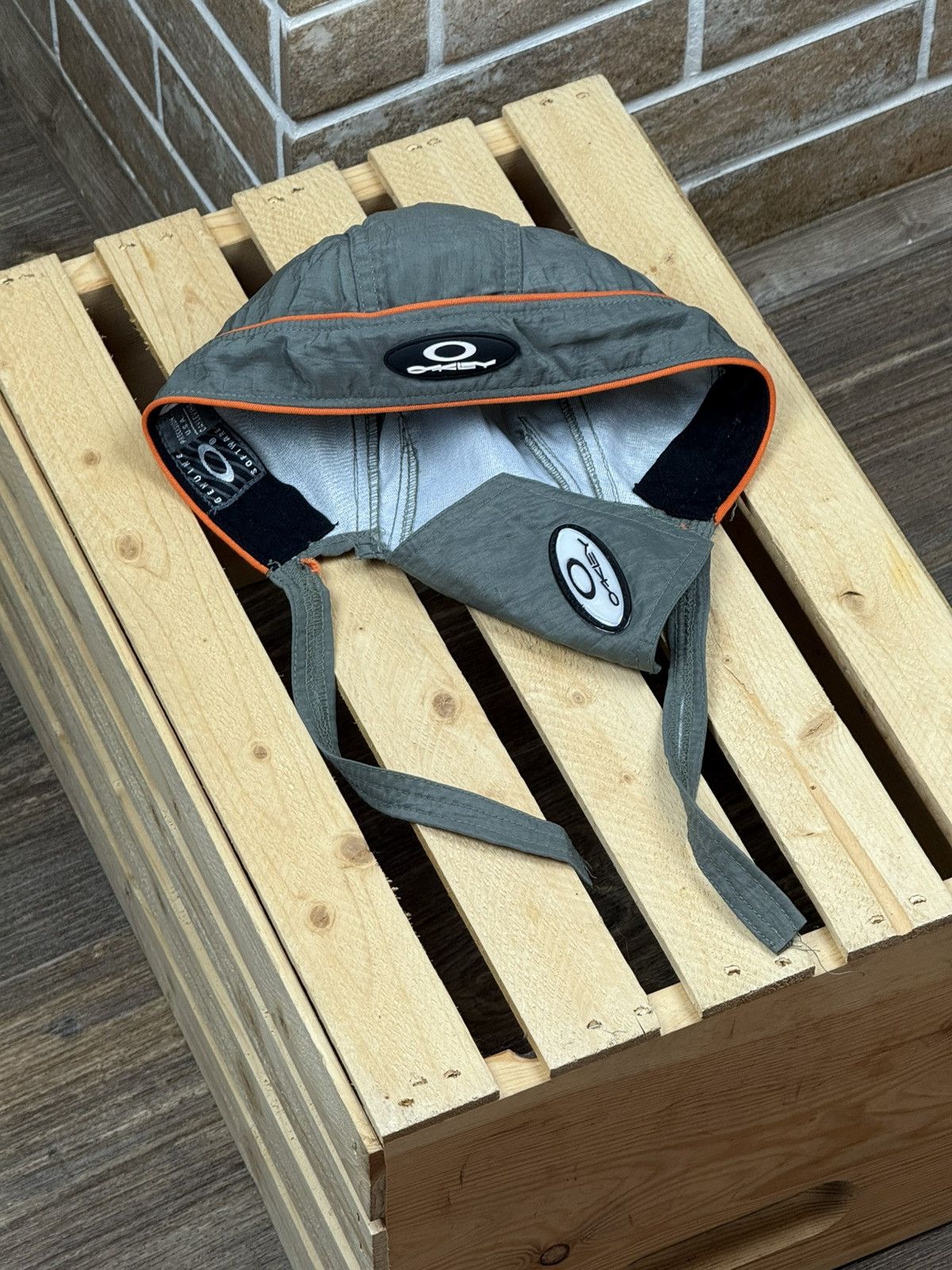 Oakley Vintage Y2K Oakley Gray Bandana Cap OS Size ONE SIZE - 1 Thumbnail