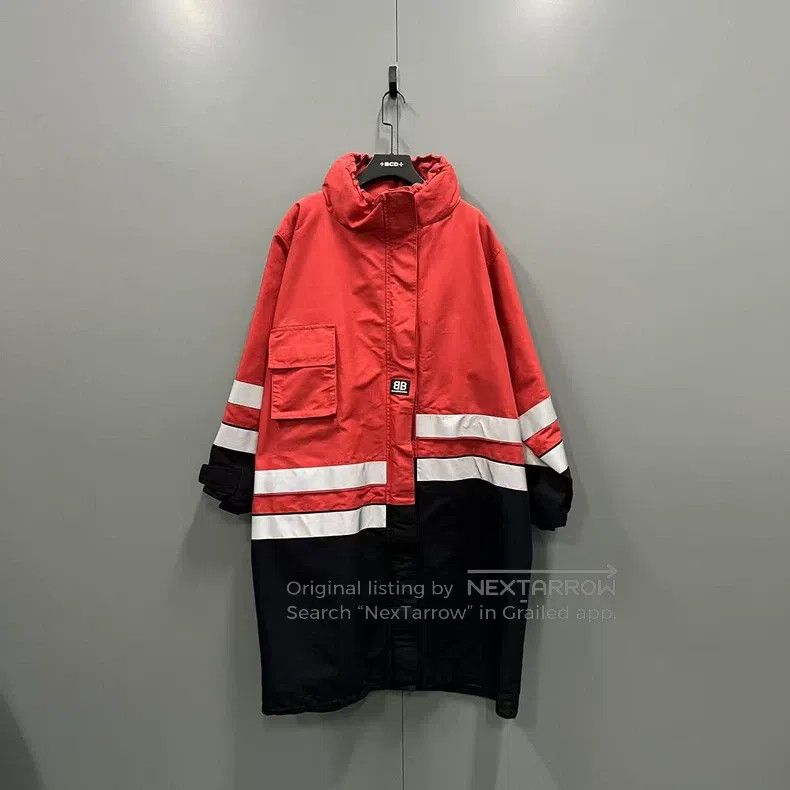 Balenciaga Balenciaga 3M Reflective Stripe Coat Size XS / US 0-2 / IT 36-38 - 1 Thumbnail