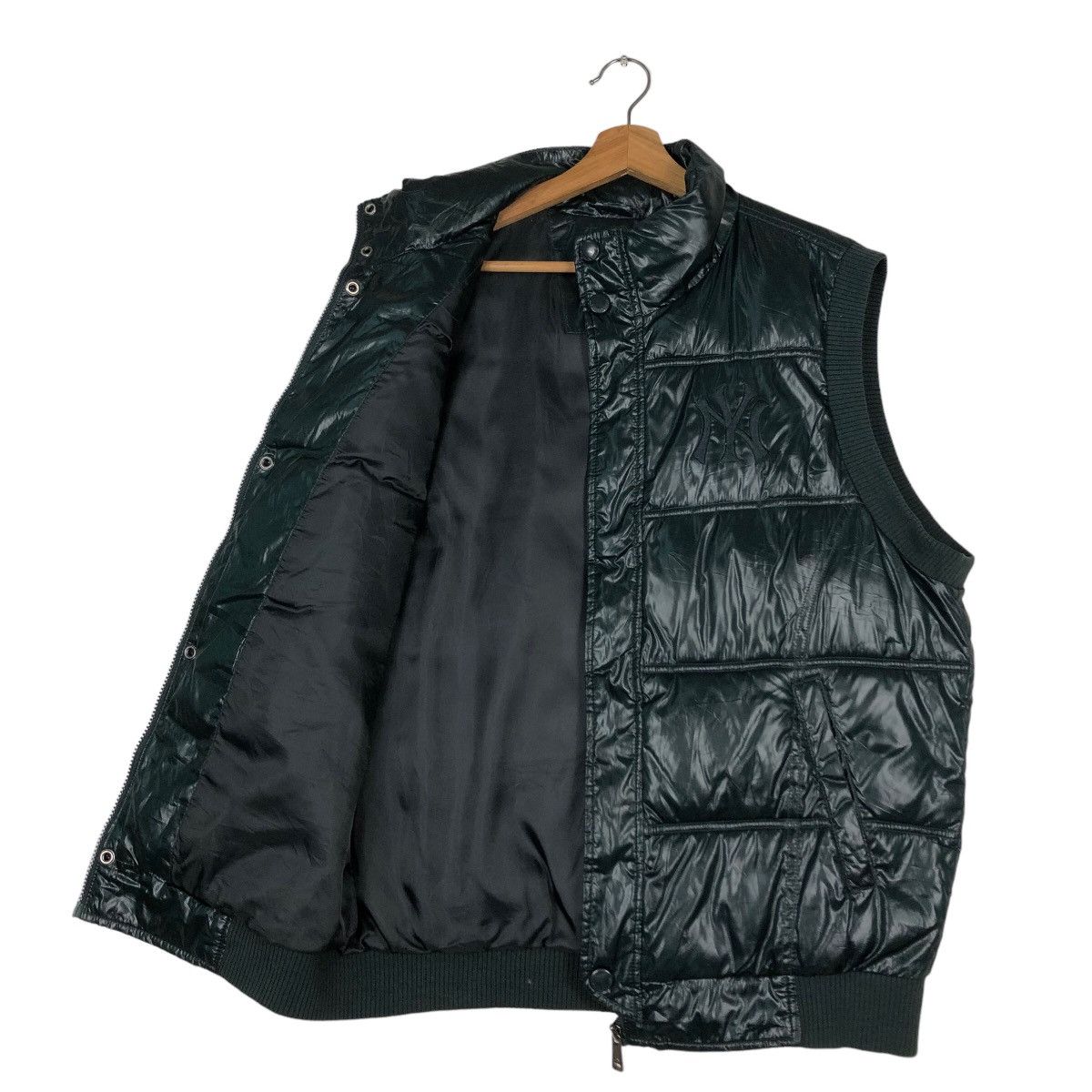 New York Yankees 🔥Vintage Sleeveless Biker Puffer Down Jacket MLB New York Size US M / EU 48-50 / 2 - 11 Thumbnail