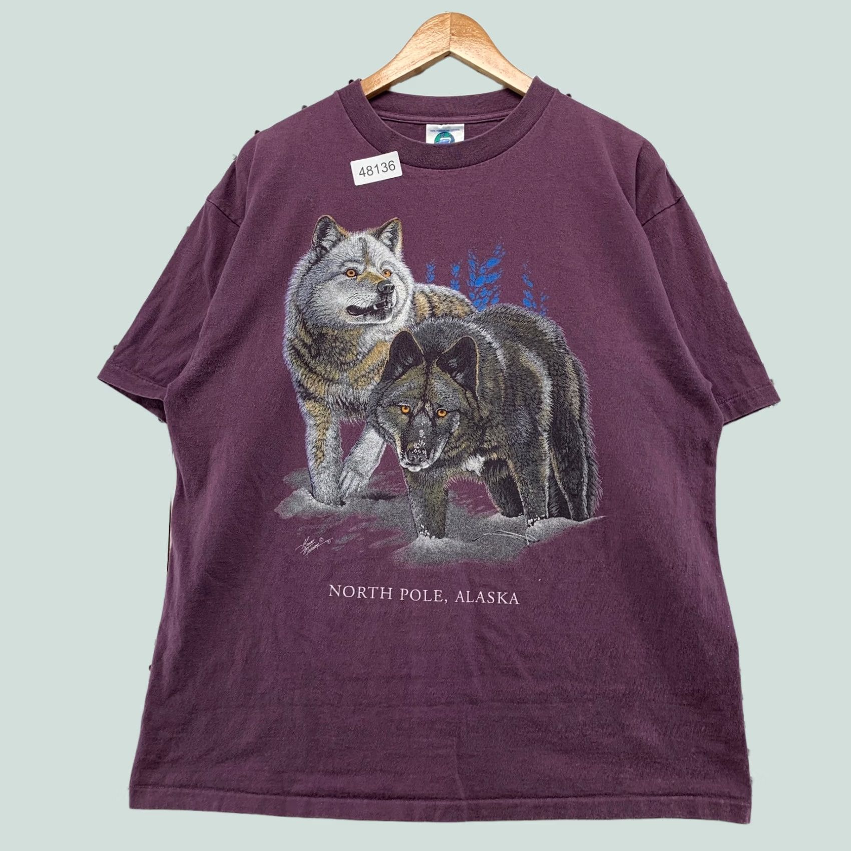 Vintage VINTAGE Belton Alaska Wolf Nature T-Shirt Men L Purple USA 1990s Graphic Print Short Sleeve Crew Neck Shirt Mens Size US L / EU 52-54 / 3 - 1 Thumbnail