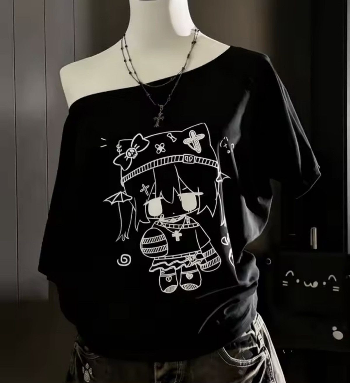 Japanese Brand Y2K Harajuku Anime Graphic Tee | One-Shoulder Oversized Top Size S / US 4 / IT 40 - 3 Thumbnail