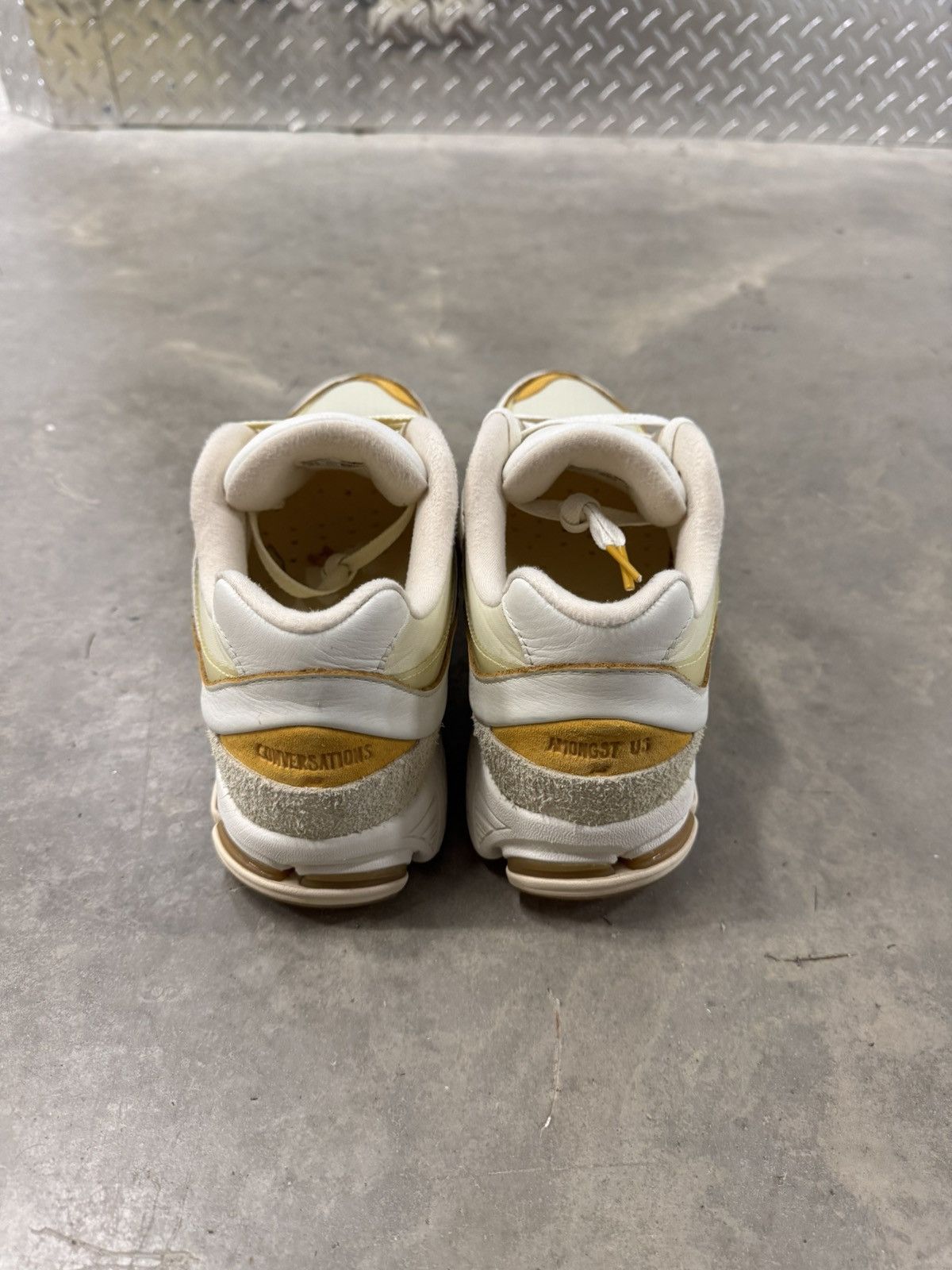 Joe Freshgoods × New Balance New Balance 2002R Joe Freshgoods Conversations Among Us Size US 10.5 / EU 43-44 - 5 Thumbnail