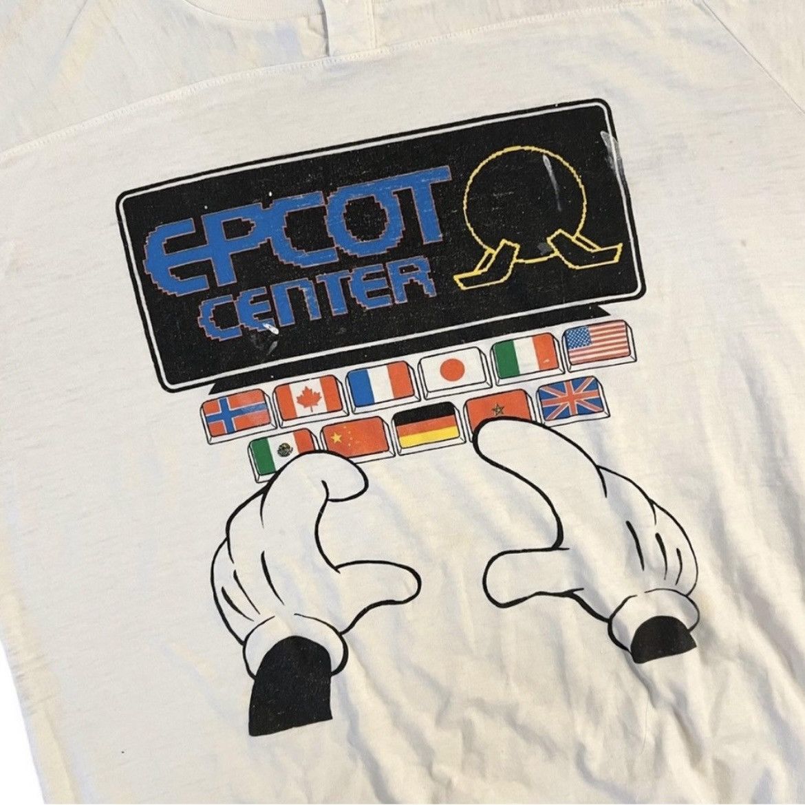Disney Rare Vintage Disney Epcot Long Sleeve Henley Tee Size US S / EU 44-46 / 1 - 4 Thumbnail