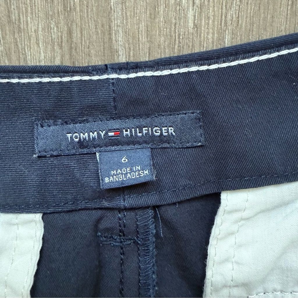Tommy Hilfiger Tommy Hilfiger Blue Bermuda Shorts Classic Tailored Fit Size 28" / US 6 / IT 42 - 3 Thumbnail