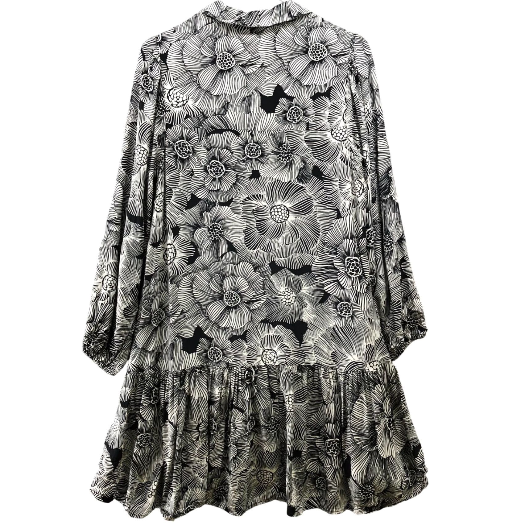 Express Shirt Dress S Black White Floral Long Sleeve Oversized Ruffle Hem  Button Front Collared Crewneck?