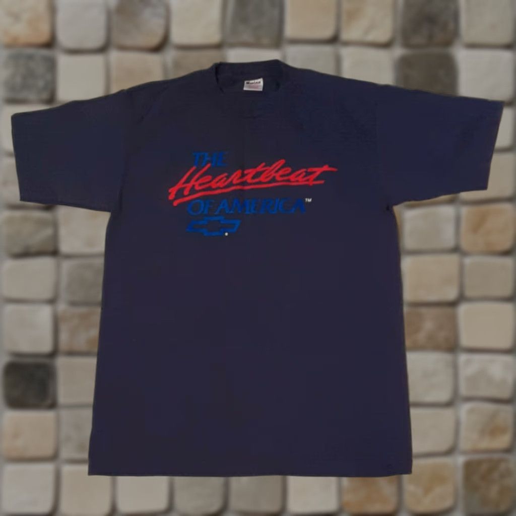 Vintage VINTAGE Heartbeat of America Chevrolet T-Shirt M Murina Blue Cars Men Medium Short Sleeve Size US M / EU 48-50 / 2 - 1 Thumbnail