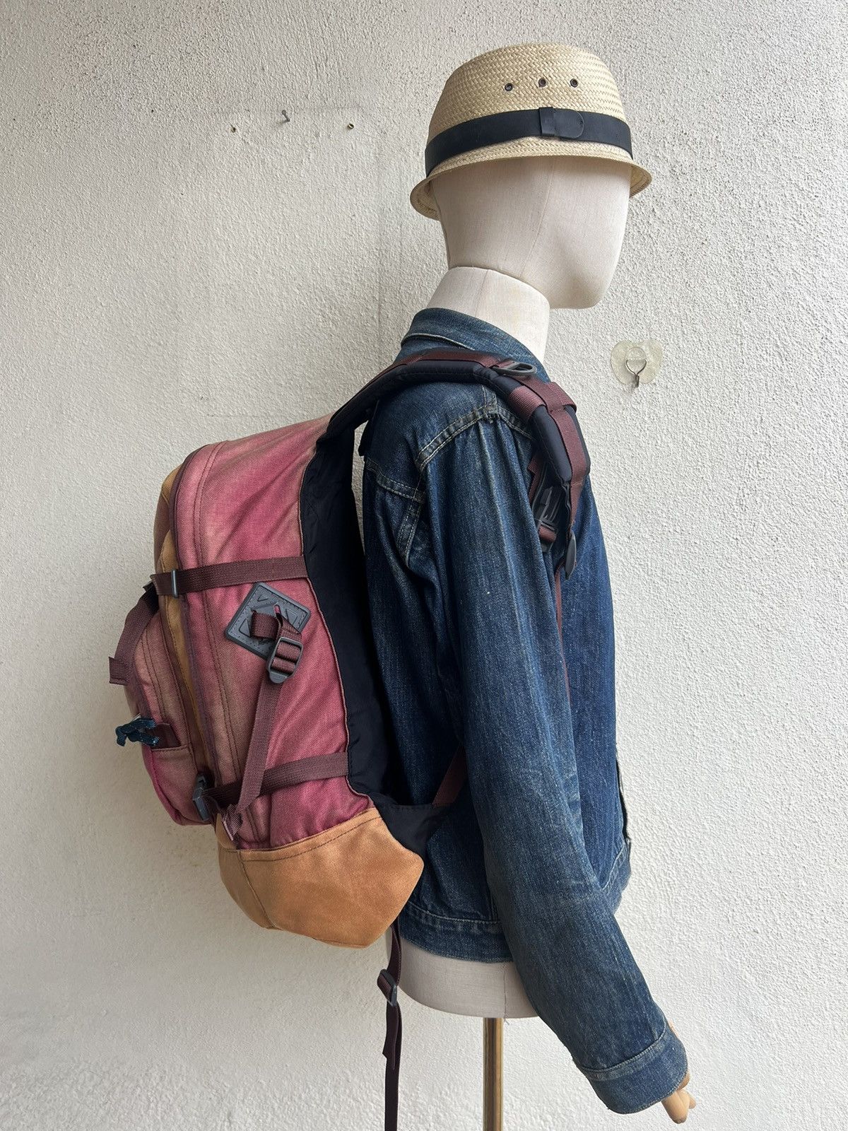 Vintage Vintage Sun Faded Walk-About Multi Colour Backpack Bag Size ONE SIZE - 4 Thumbnail