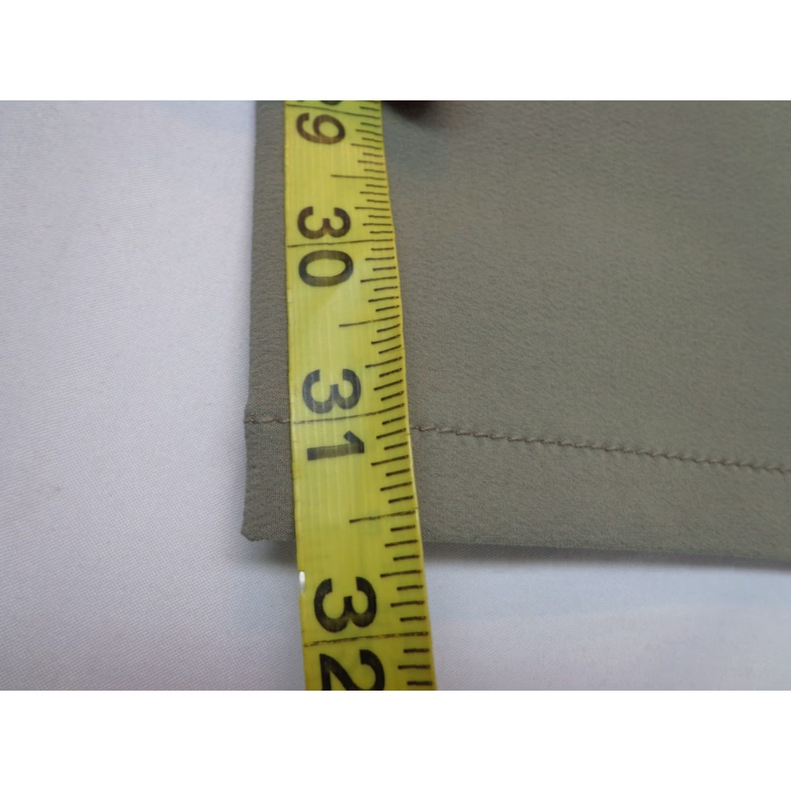 Vintage Member's Mark Men Travel Pants Gray Bisque UPF 30 Sun Protection 32 x 32 Pants Mens Straight 5 Pocket Travel Pants (and include?) Size US 32 / EU 48 - 7 Thumbnail