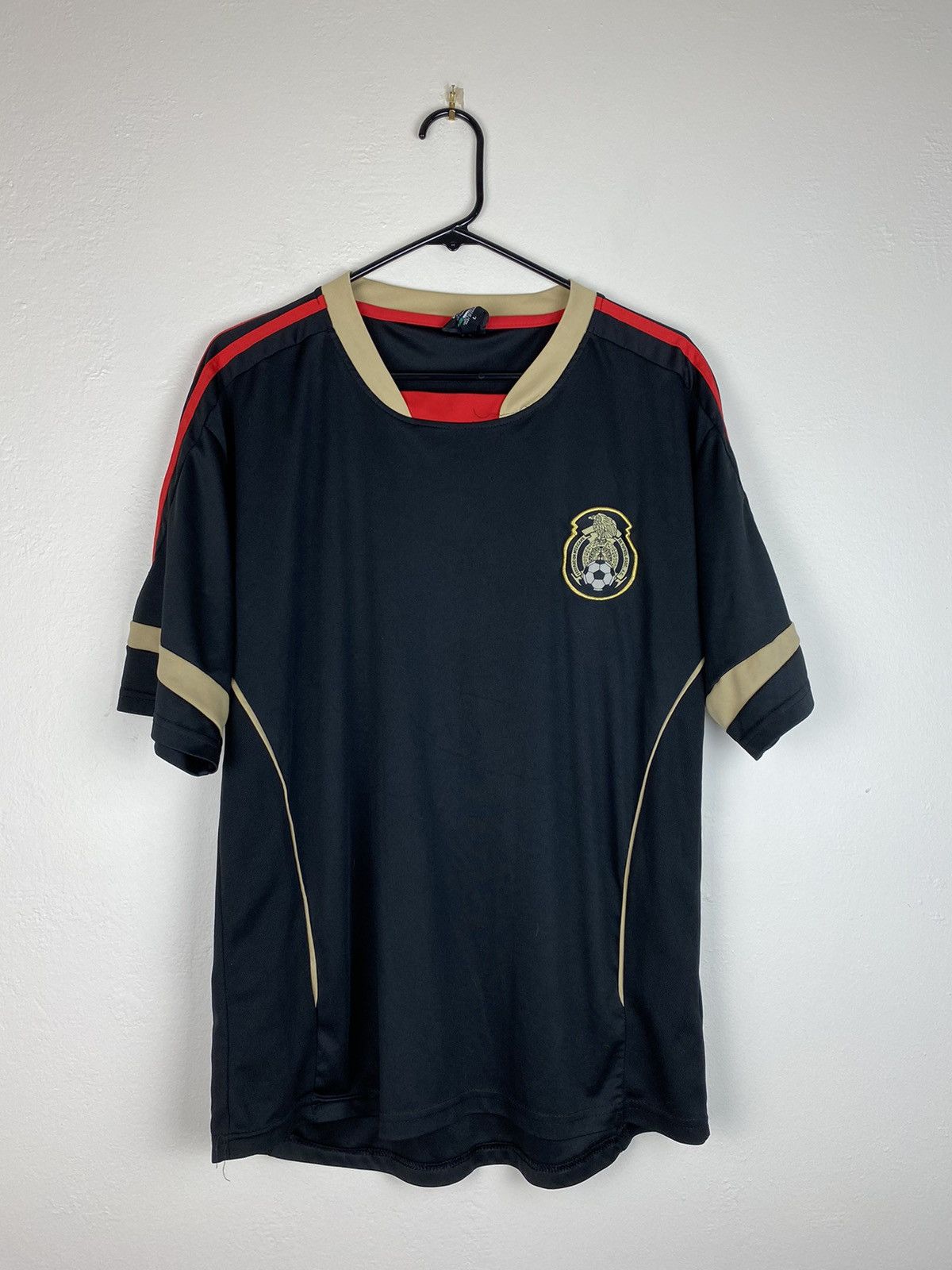 Mexico Football Jersey Black Gold Red Futbol