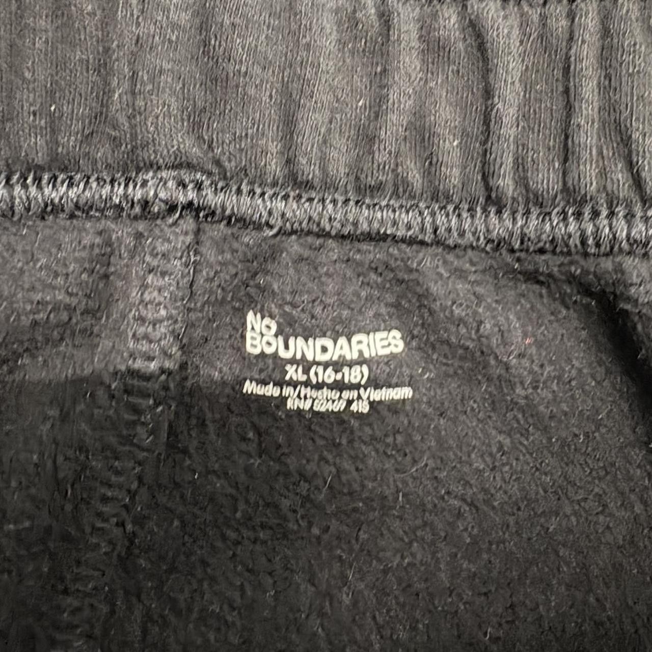 Vintage CRAZY Vintage Y2K/2000s Super Baggy Wideleg Black Cargo Sweatpants! Size US 38 / EU 54 - 7 Thumbnail